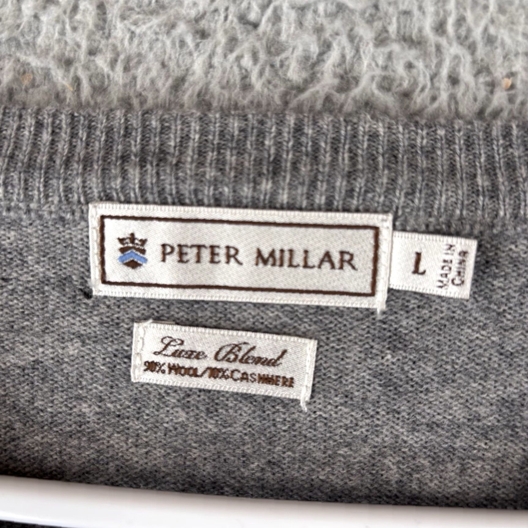 Peter Millar Peter Millar Sweater Large Gray V-Neck Cashmere Luxe Blend Pullover Golf Mens Size US L / EU 52-54 / 3 - 2 Thumbnail