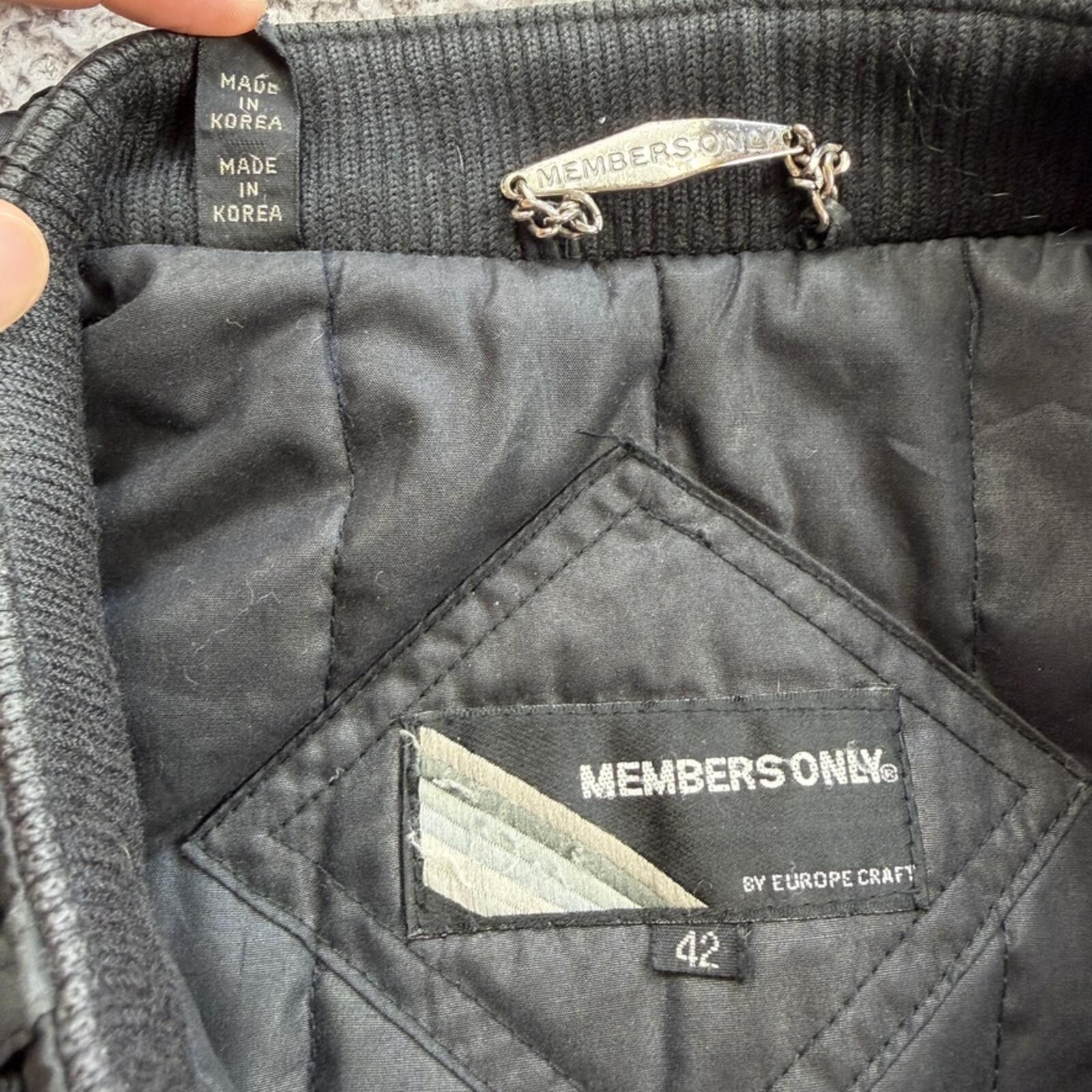 Members Only Vintage Members Only Jacket Black Bomber Korea Men L 80s 90s Size US L / EU 52-54 / 3 - 4 Thumbnail