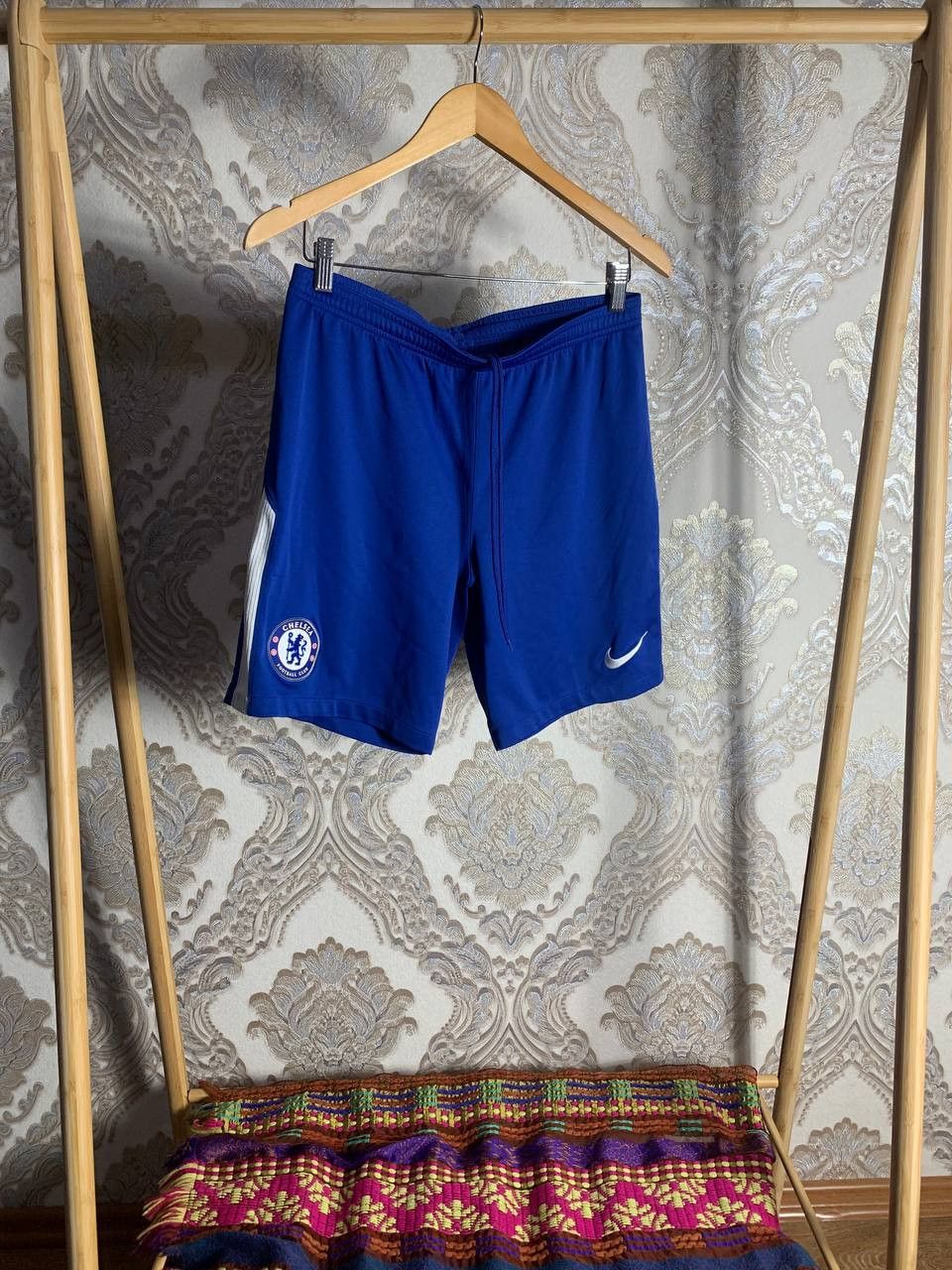 Nike Vintage Nike FC Chelsea London England Soccer Jersey Y2K Size US M / EU 48-50 / 2 - 2 Thumbnail