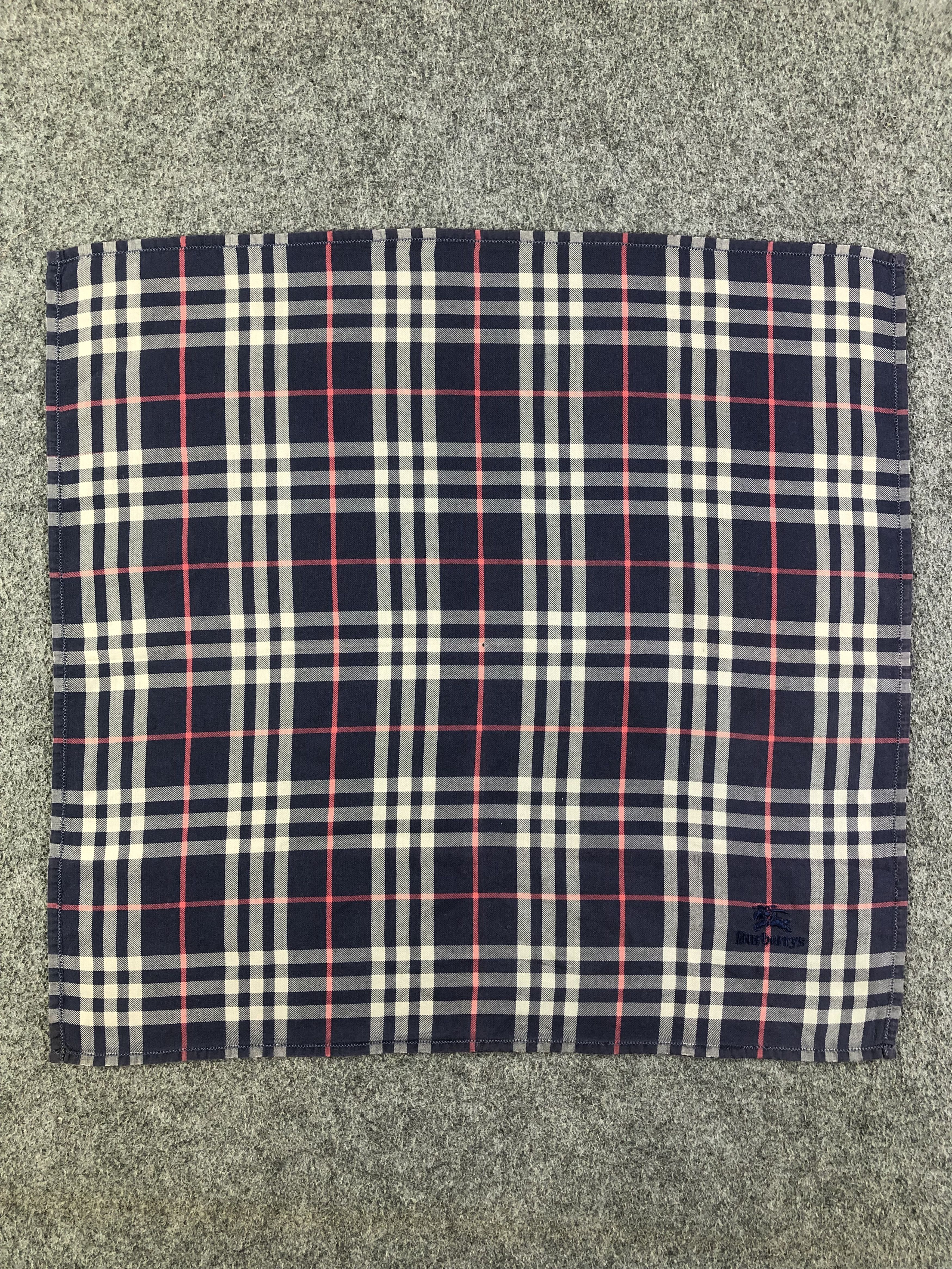 Burberry Burberry Handkerchief / Bandana / Neckerchief Size ONE SIZE - 3 Thumbnail