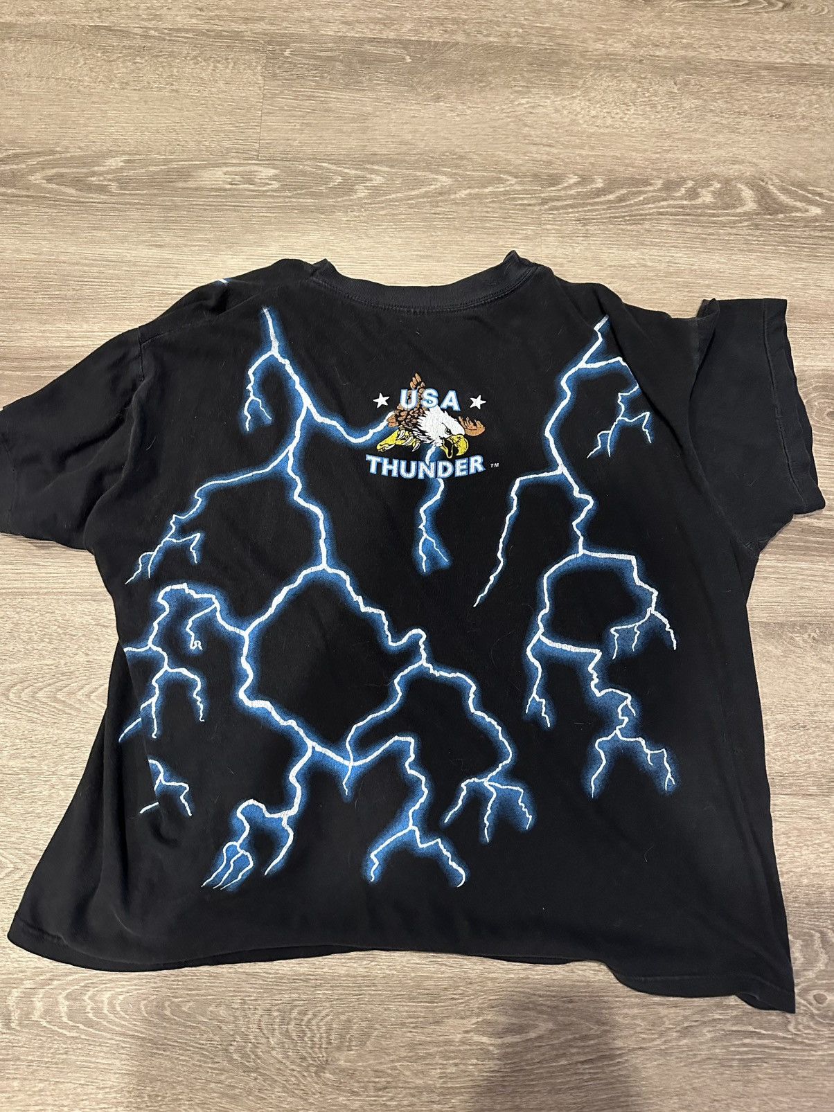 Other Vintage USA Thunder Wolf Tee Size Large Size US L / EU 52-54 / 3 - 2 Thumbnail