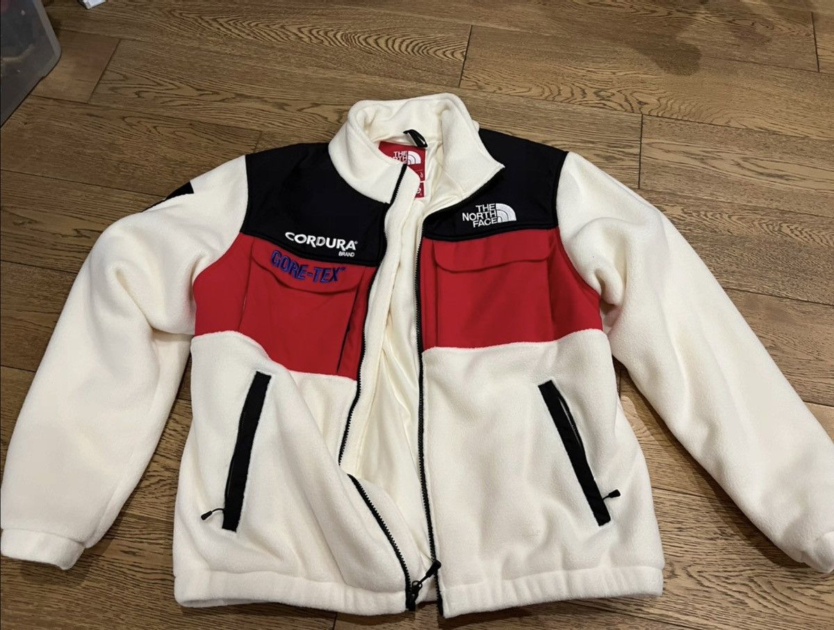 The North Face Supreme tnf north face expedition fleece jacket white red Size US L / EU 52-54 / 3 - 1 Thumbnail
