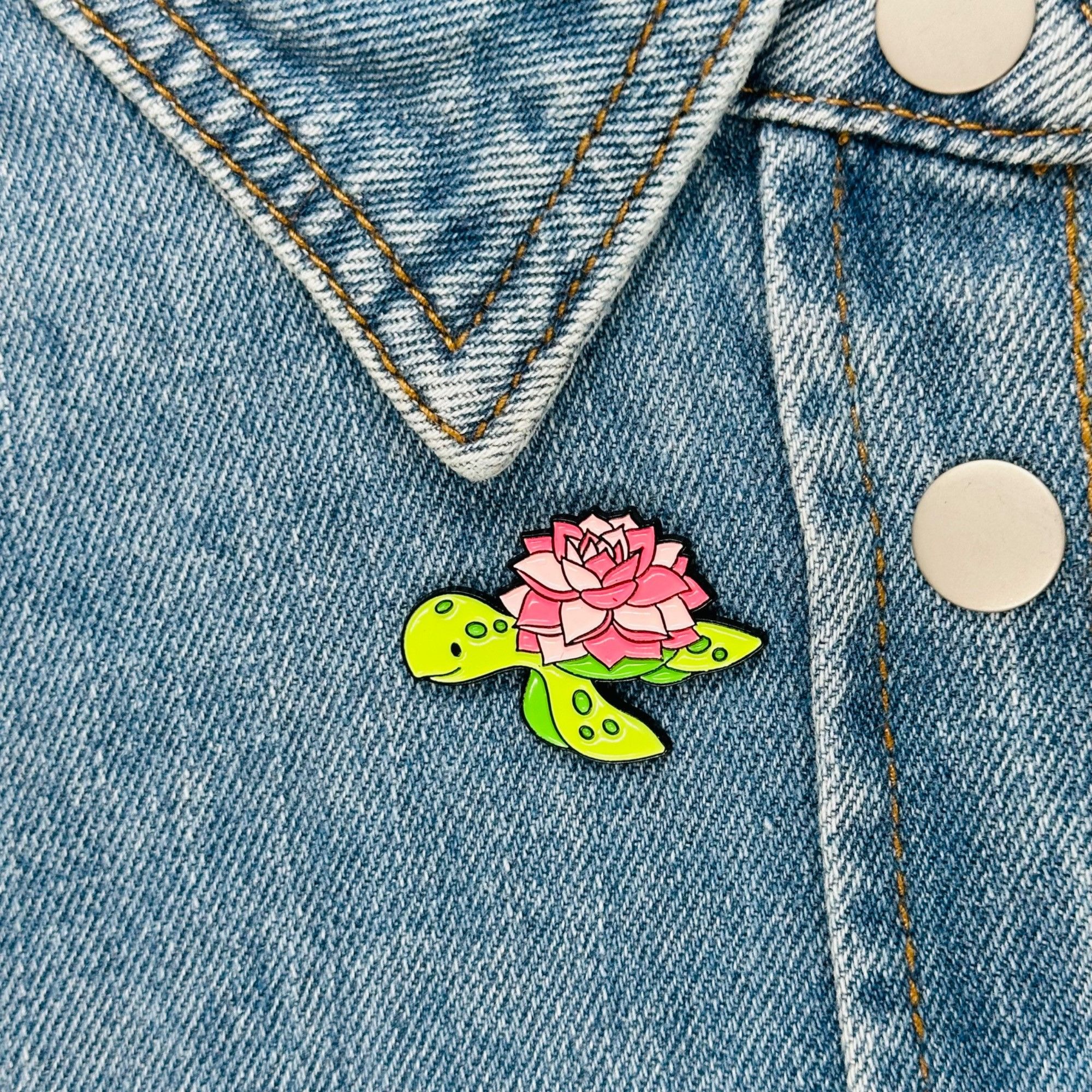 Other 🤩Cute Turtle enamel pin with lotus flower Design - Green Tu Size ONE SIZE - 1 Thumbnail