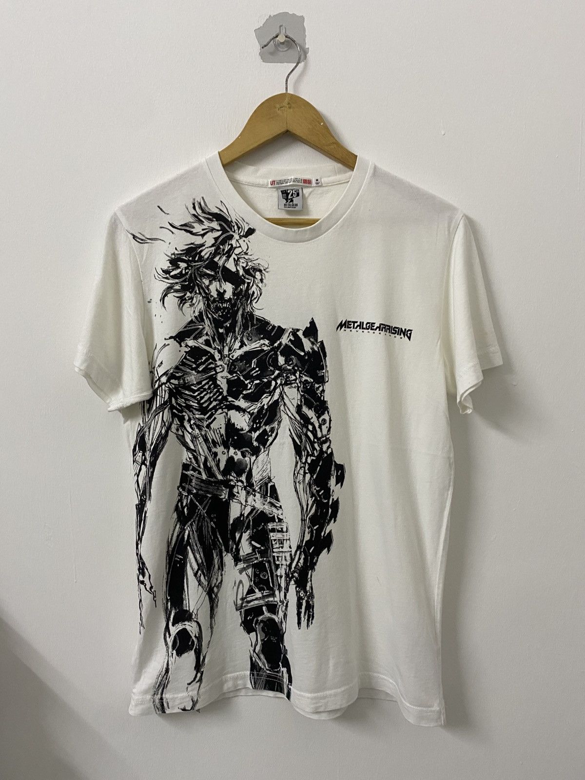 Playstation Metal Gear Rising Revengence Size US M / EU 48-50 / 2 - 1 Thumbnail