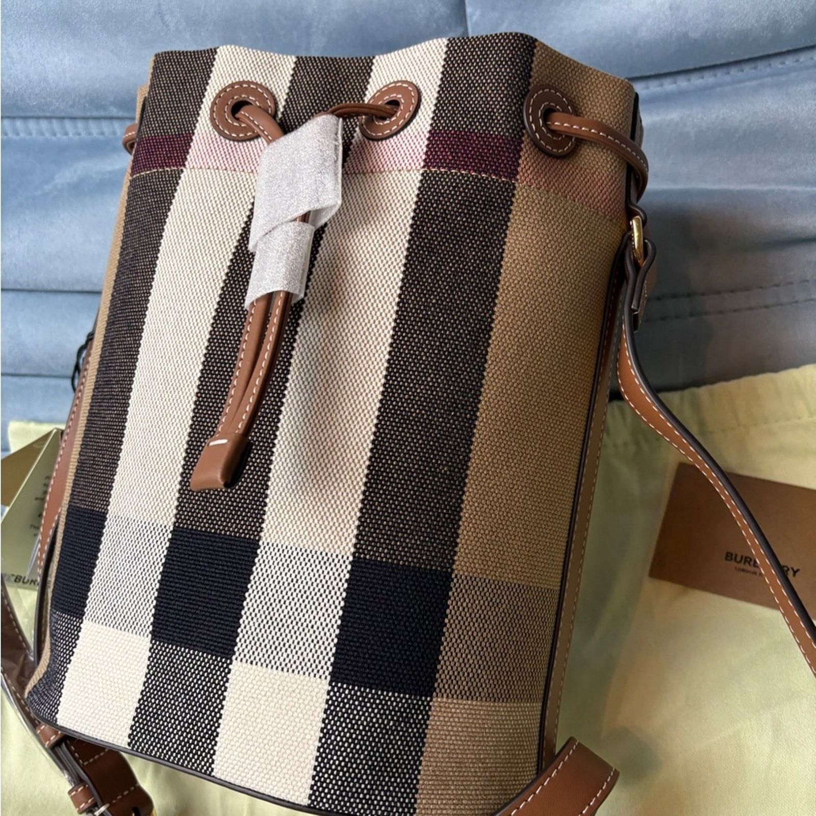 Burberry Burberry Checkered Bucket Bag NWT Size ONE SIZE - 3 Thumbnail