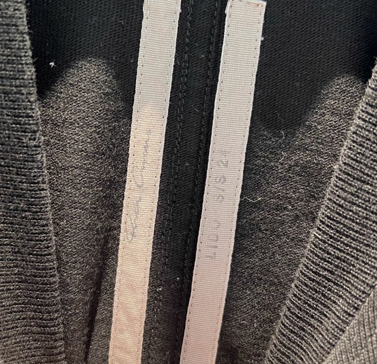 Rick Owens Rick Owens Mainline Embroidered Pharaoh Graphic Short Size US S / EU 44-46 / 1 - 4 Thumbnail