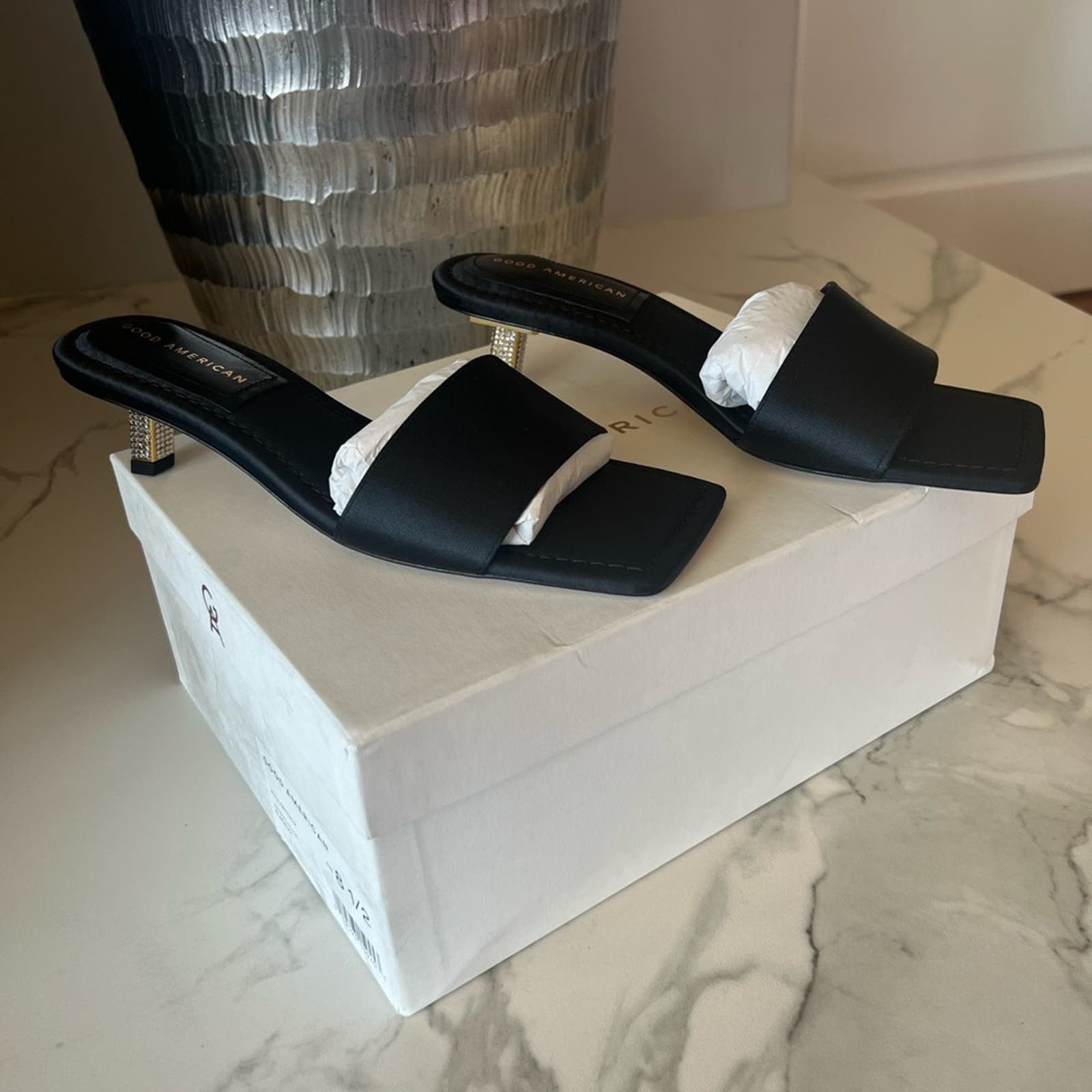 image of Good American Kickstand Slide Sandals in Black, Women's (Size 6)
