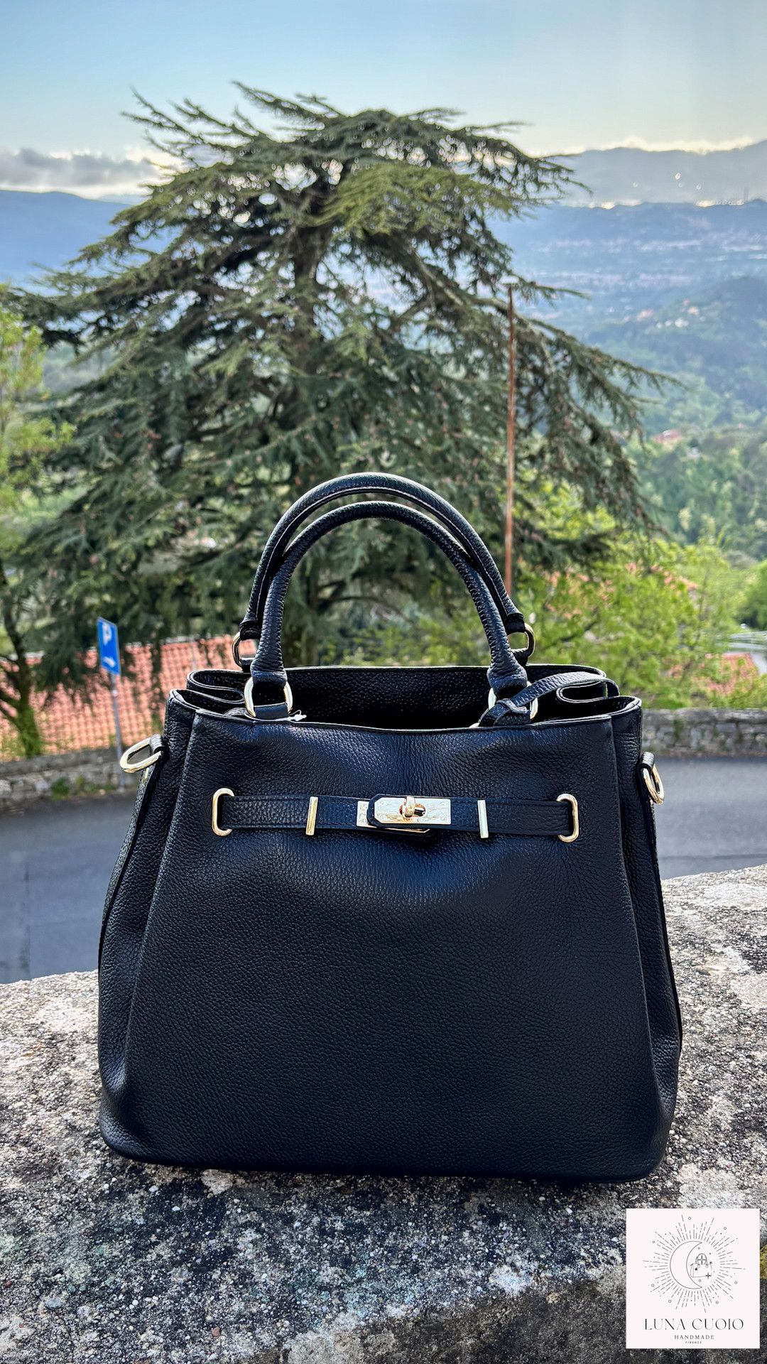 Vera Pelle Elegant Black Genuine Leather Handbag Size ONE SIZE - 2 Thumbnail