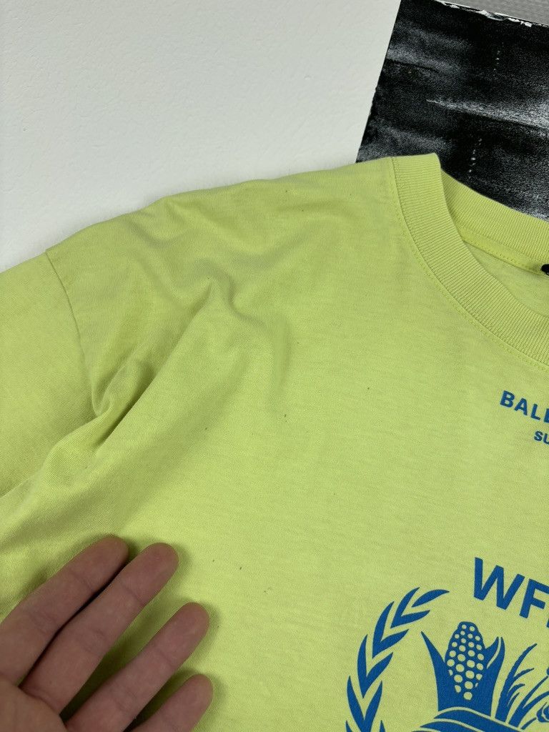 Balenciaga Kanye West World Food Programme Print Neon Oversize T-Shirt Size US L / EU 52-54 / 3 - 9 Thumbnail