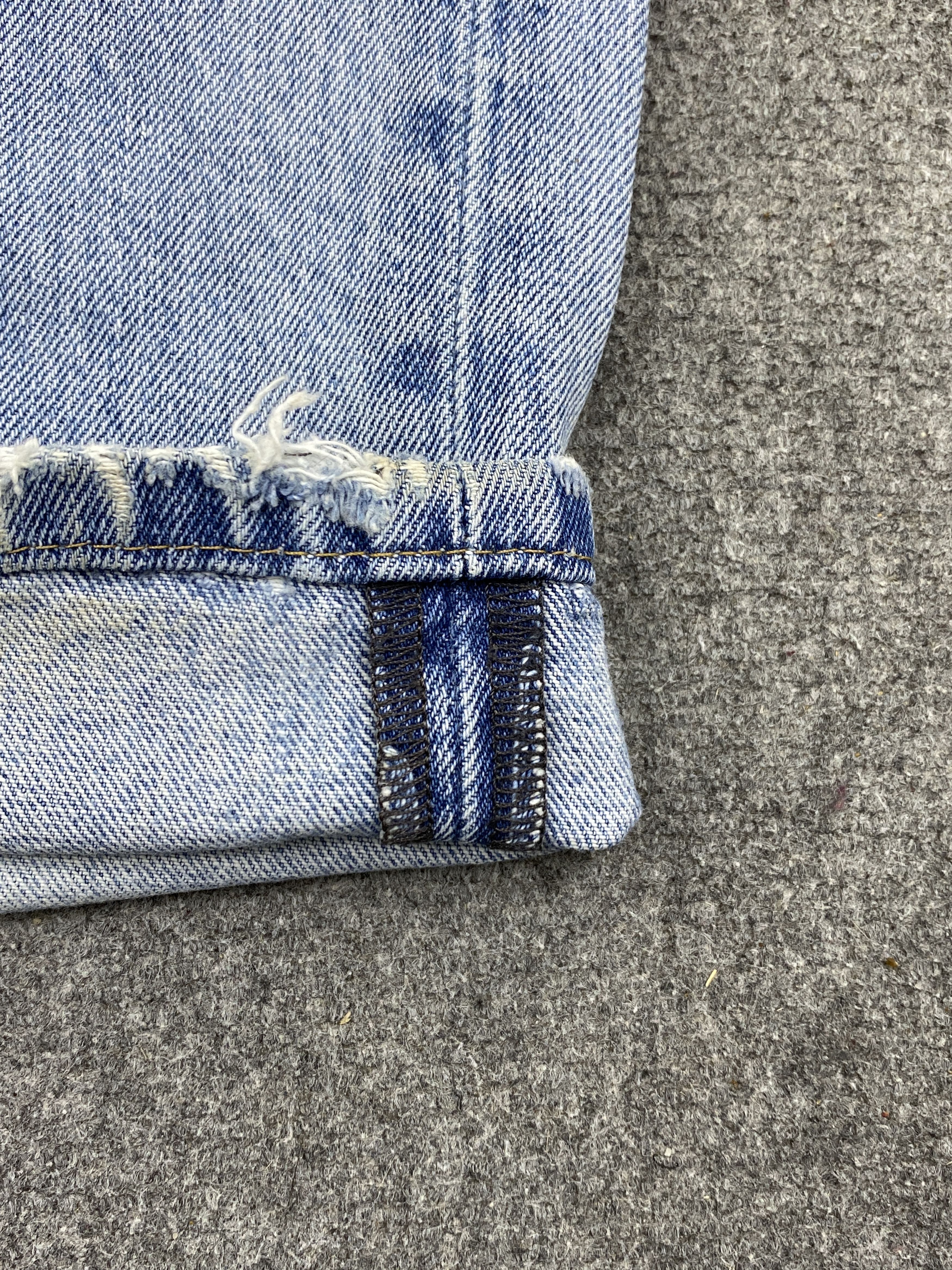 Levi's Vintage Levi's 501 Light Blue Jeans DP2769 Size US 32 / EU 48 - 8 Thumbnail