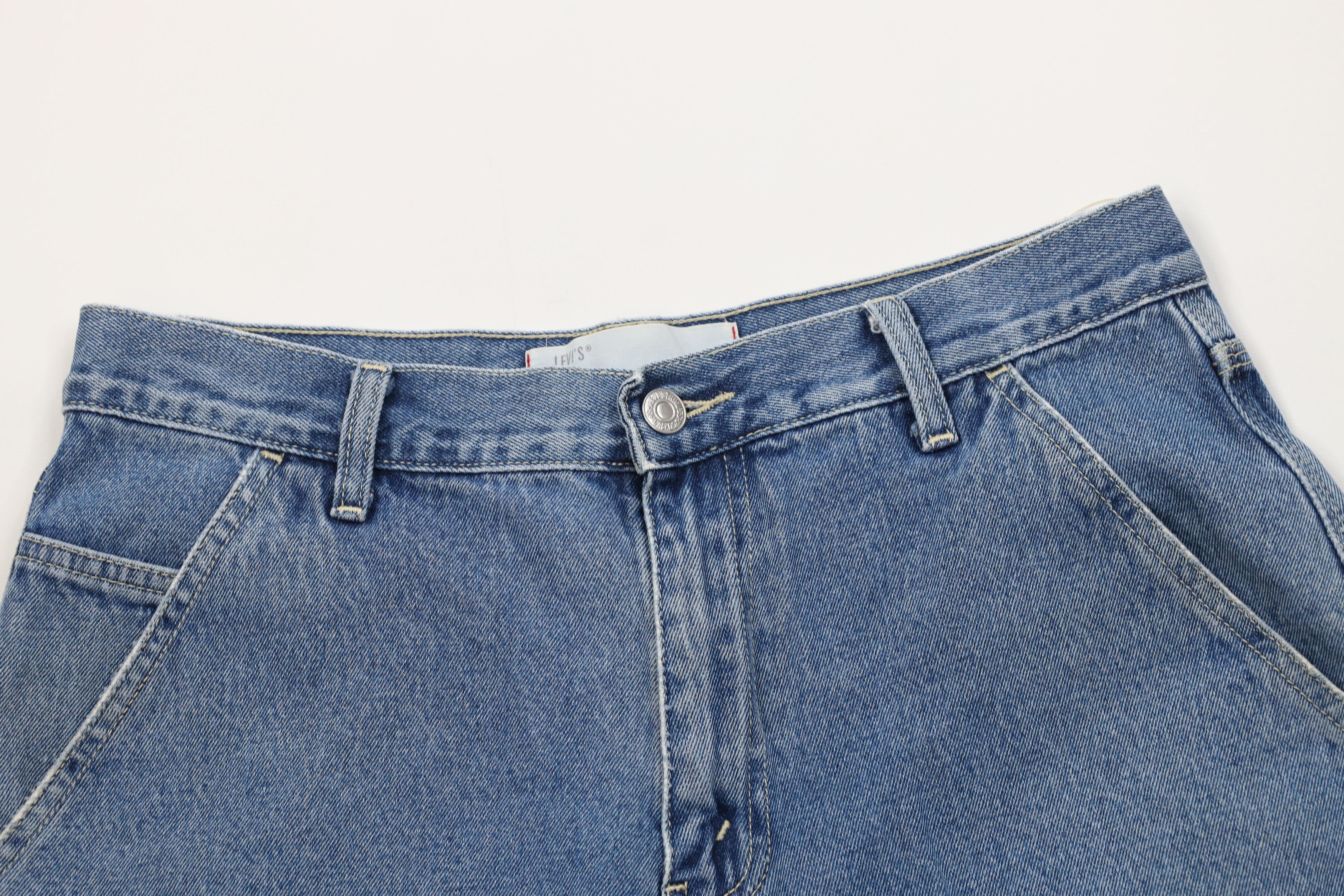 Levi's Vintage Y2K 2002 Dungaree Denim Jean Shorts Jorts Blue Size US 31 - 2 Thumbnail