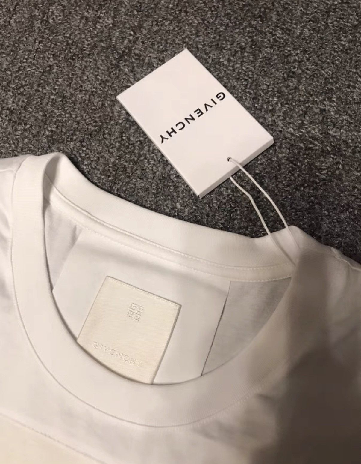 Givenchy Givenchy Short-Sleeve T-Shirt Size US L / EU 52-54 / 3 - 4 Thumbnail