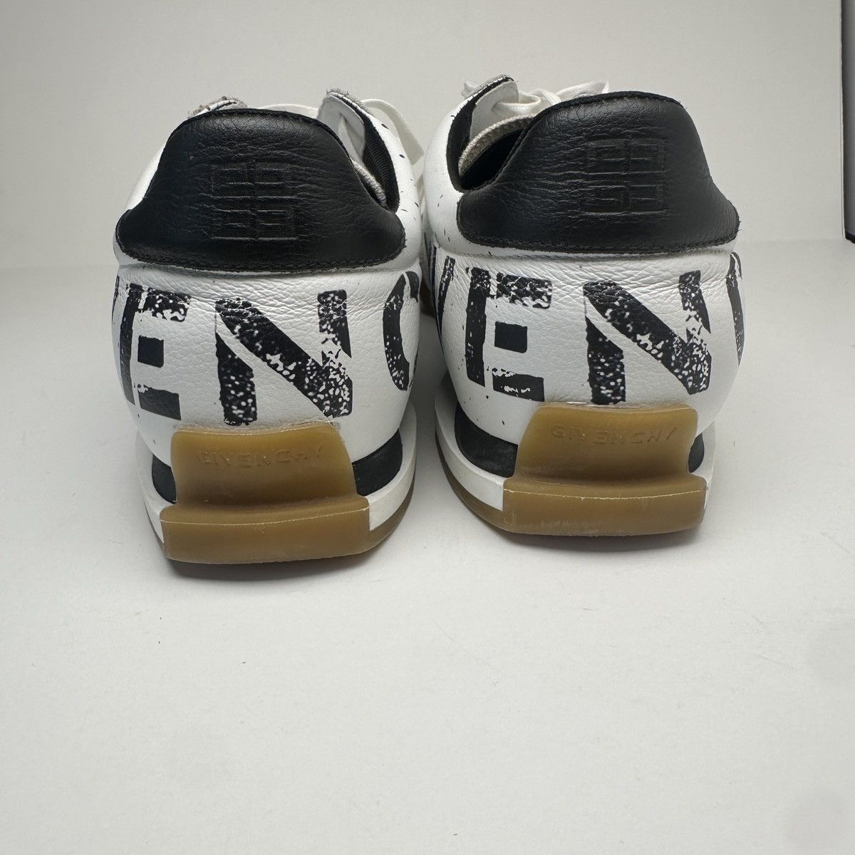 Givenchy Givenchy Men's logo "Stencil" Sneakers Size US 10.5 / EU 44 Size US 10.5 / EU 43-44 - 9 Thumbnail