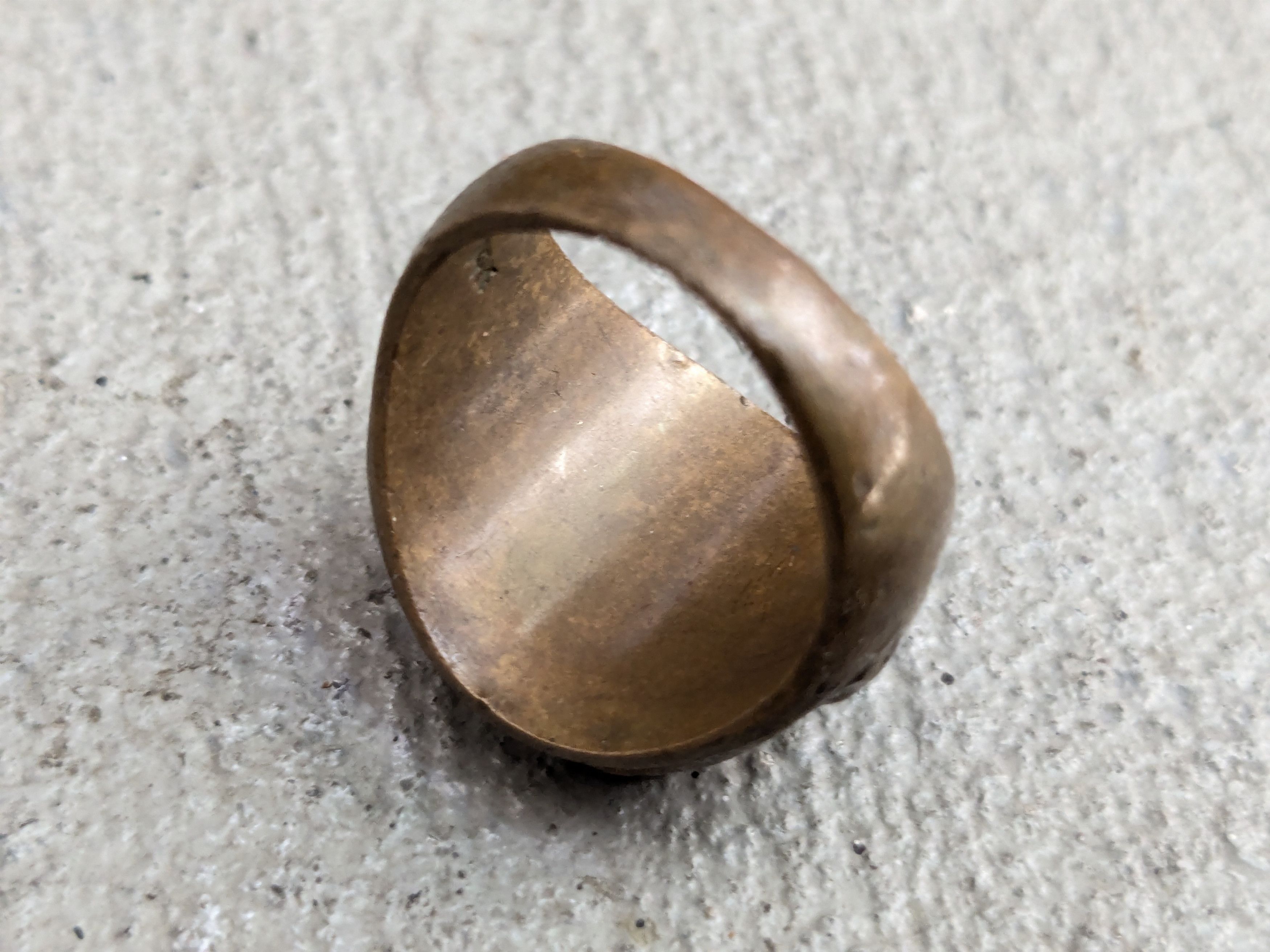 Jewelry Vintage Brass Ring Black Enamel 8.5 Square Inlay Signet Size ONE SIZE - 9 Thumbnail