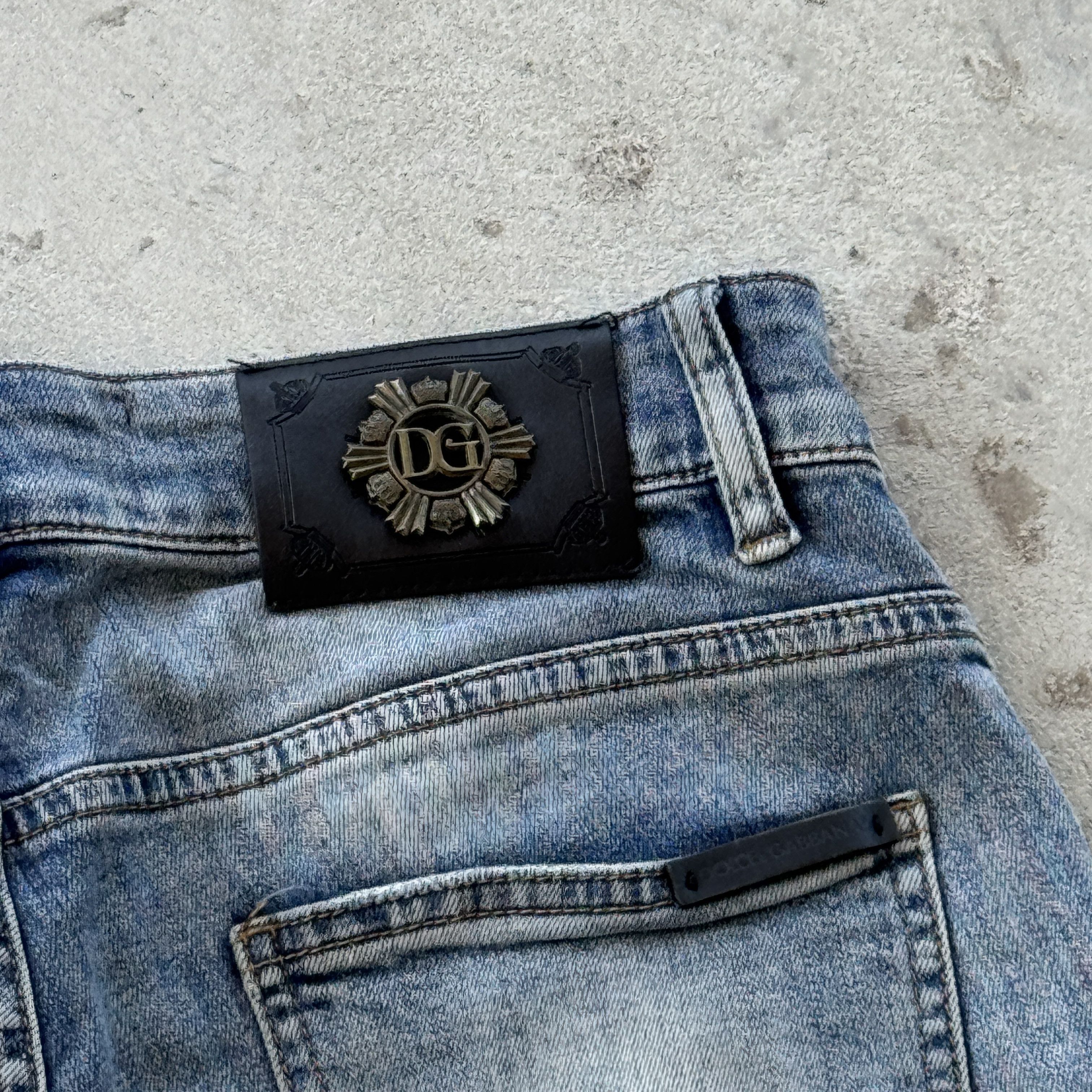 Dolce & Gabbana Vintage 90s Dolce & Gabbana Denim Shorts Size US 30 / EU 46 - 5 Thumbnail