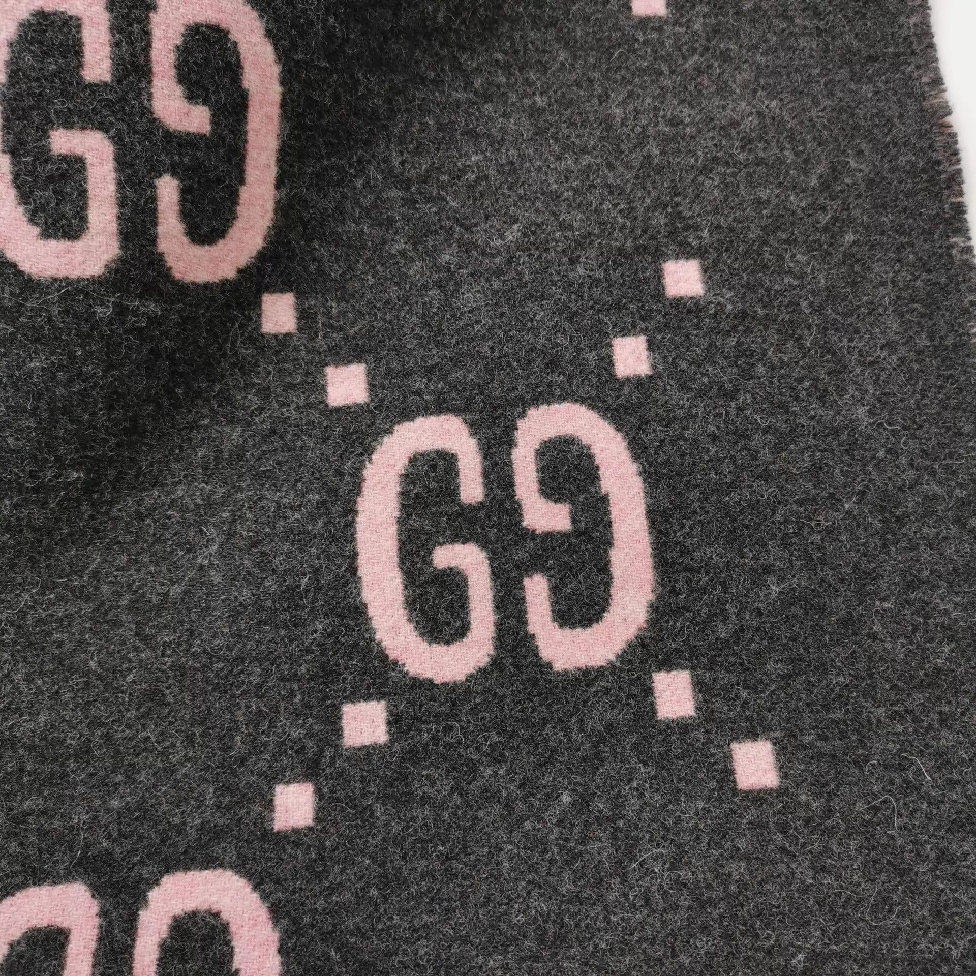 Gucci Gucci double-faced wool blend Scarves cloak Size ONE SIZE - 5 Thumbnail