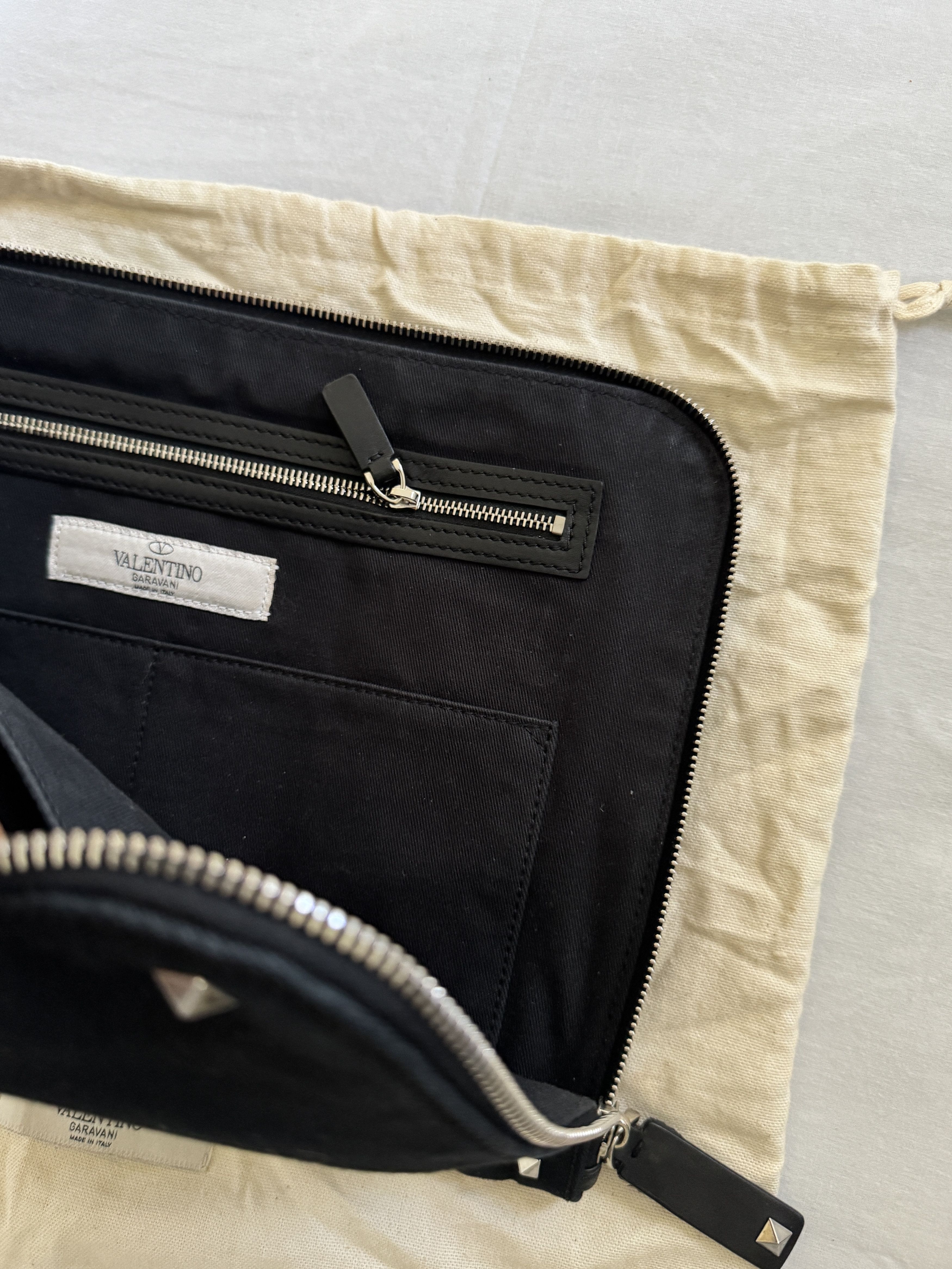 Valentino Valentino Garavani Terrycloth logo document case Size ONE SIZE - 7 Thumbnail