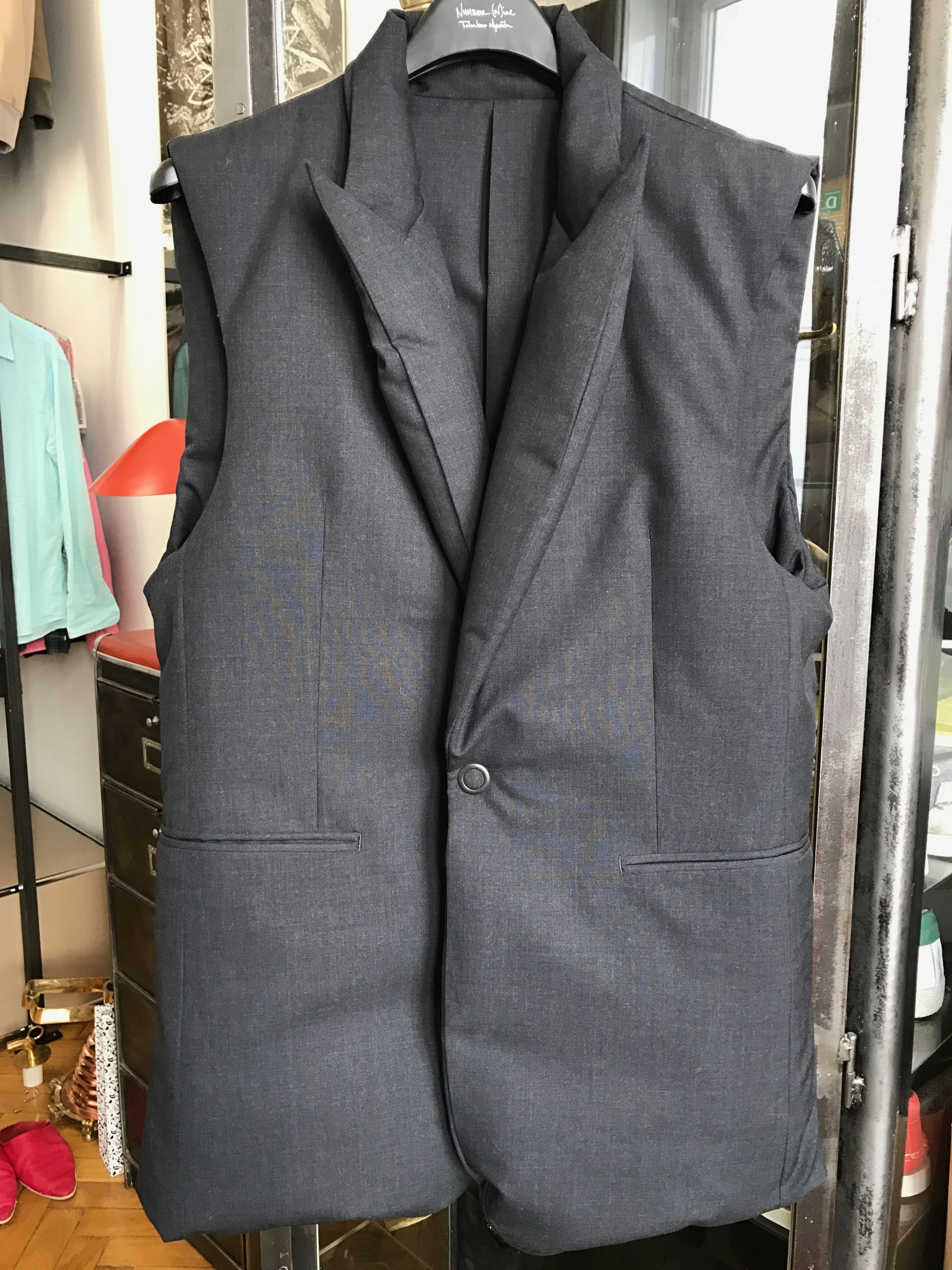 Number (N)ine Number (N)ine DOWN VEST NEW!!! SIZE-3 Size US S / EU 44-46 / 1 - 6 Thumbnail
