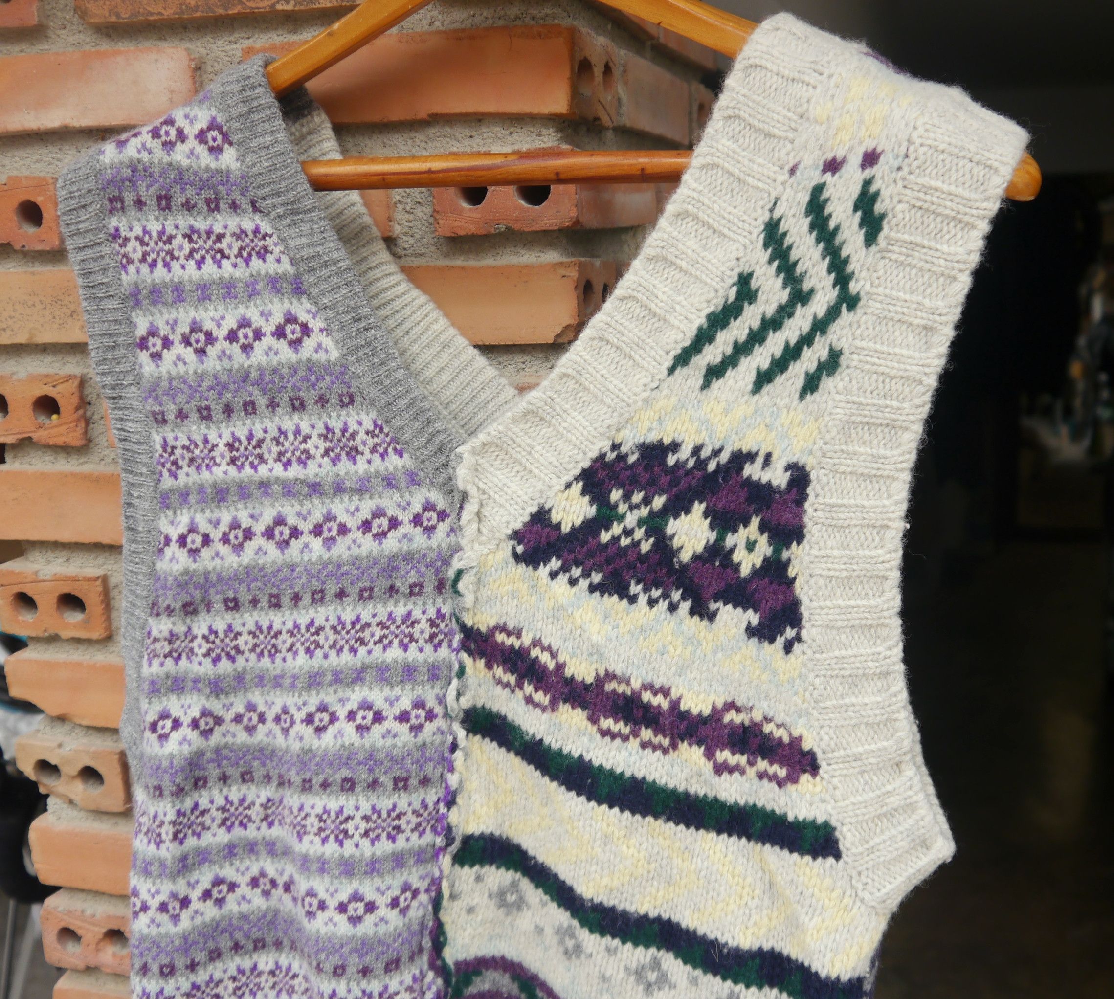 Japanese Brand (J721) Beams Boy Maturely Purple Gray V neck Fair Isle Style Size S / US 4 / IT 40 - 2 Thumbnail