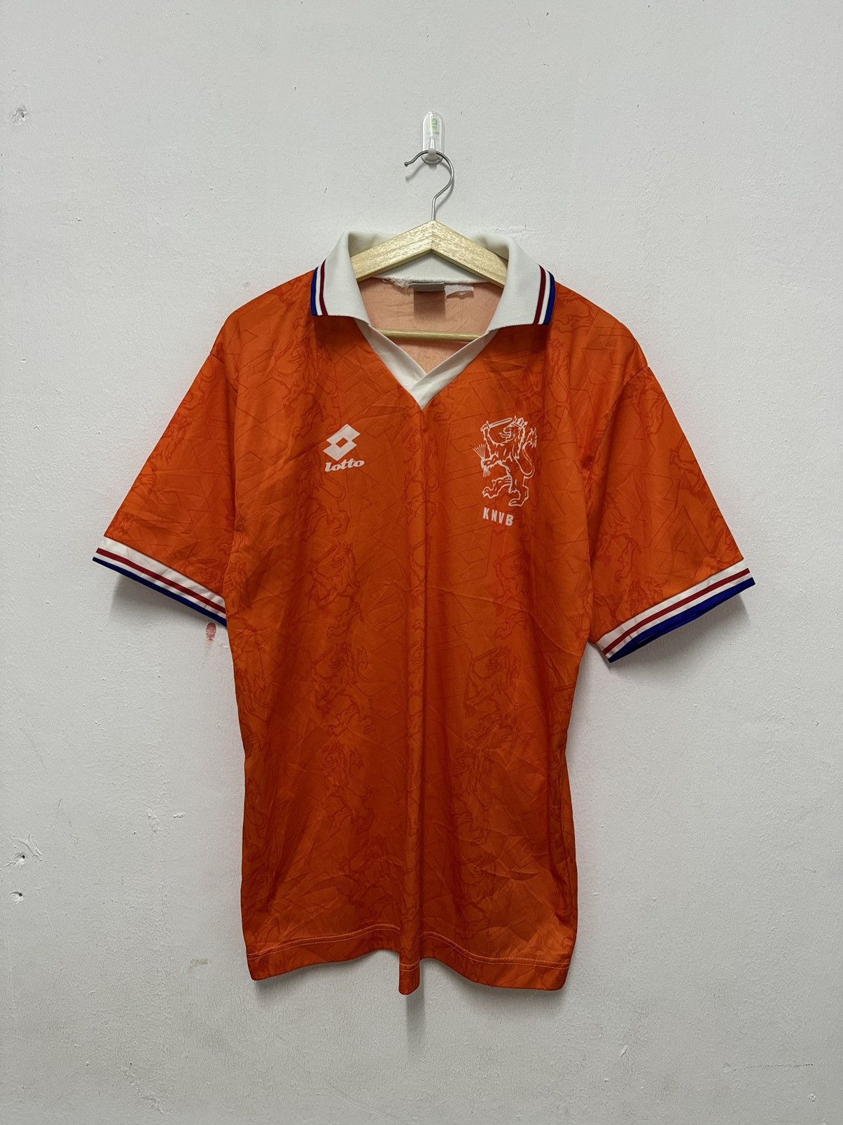 ウェア 90s Lottoe PARMA A.C Football Shirts Lotto Sport Vintage 90s Parma A.C. Football By Lotto Jersey