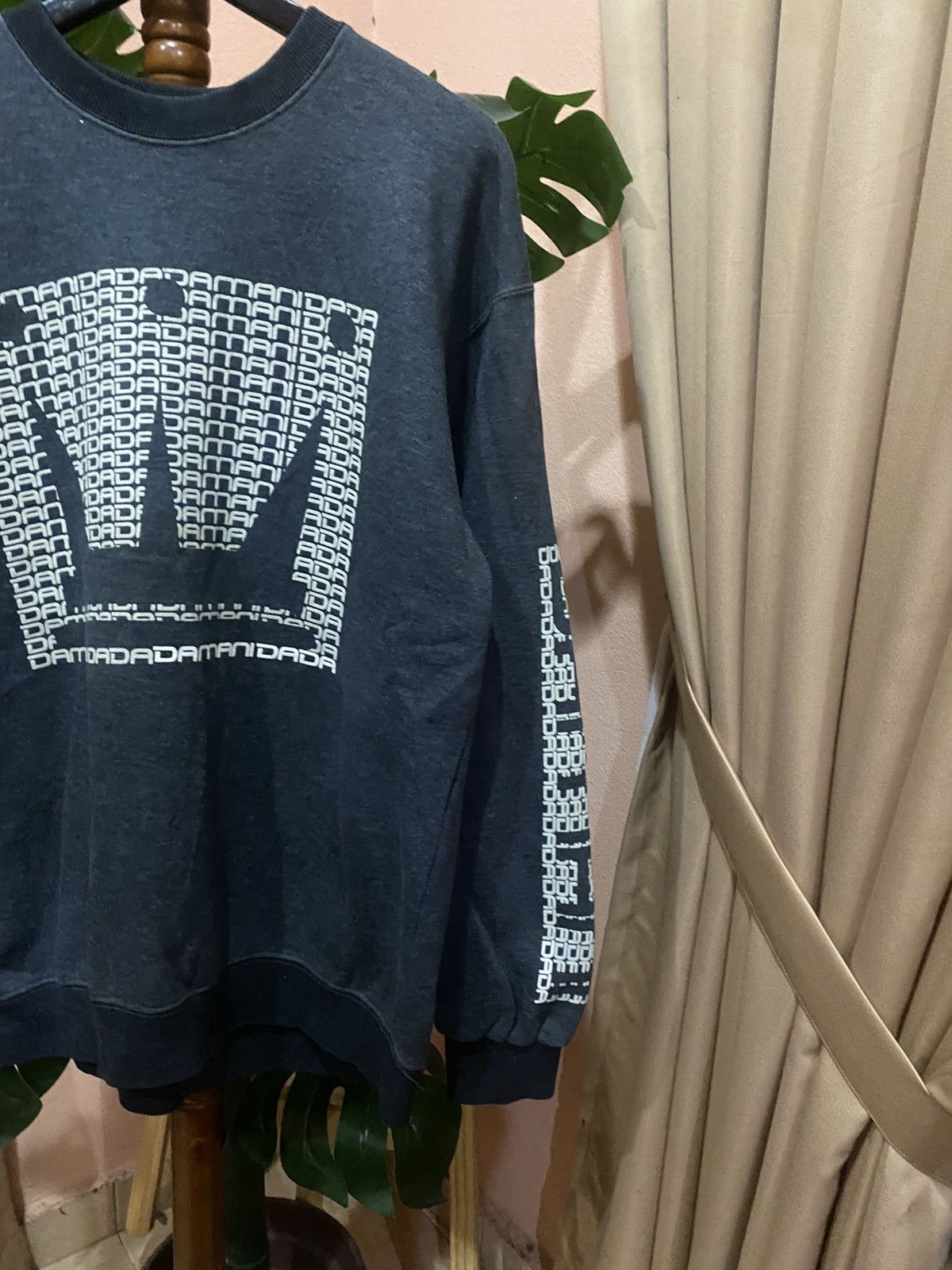 Vintage Dada Supreme Sweatshirt XL - 90s Hip-Hop Crewneck