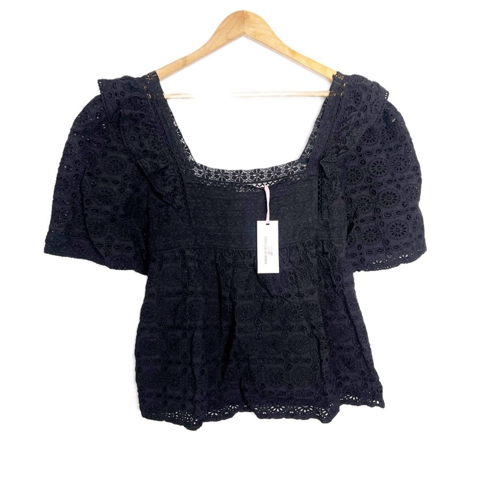 Vineyard Vines New with Tag Vineyard Vines Women's Black Eyelet Blouse Size XL / US 12-14 / IT 48-50 - 3 Thumbnail