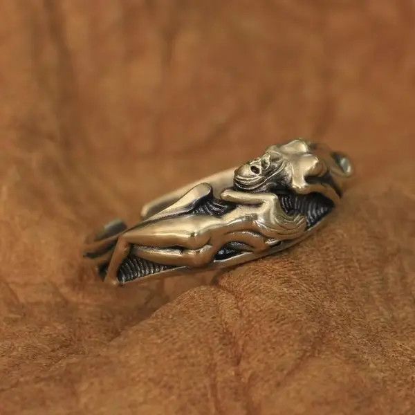 Jewelry Sexy Naked Skull Ring Size ONE SIZE - 2 Thumbnail