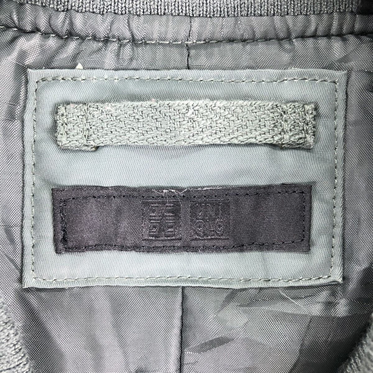 Uniqlo Uniqlo Thrashed Bomber Jacket Type MA-1 Custom Patches Size US XL / EU 56 / 4 - 15 Thumbnail