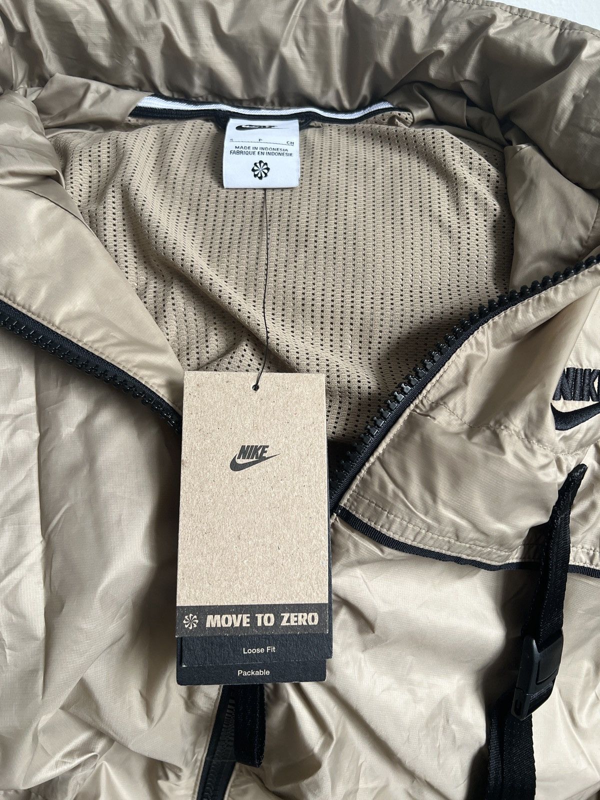 Nike Men’s Nike Jacket Size Small Retail $150 Size US S / EU 44-46 / 1 - 4 Thumbnail
