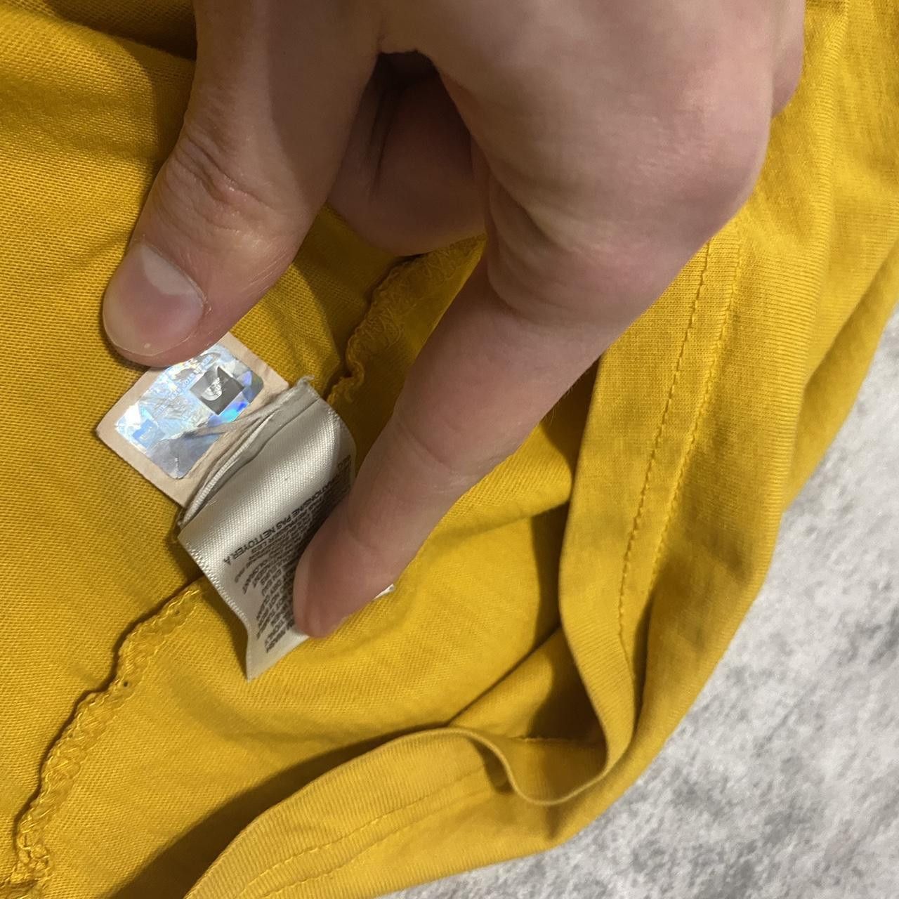 The North Face The North Face yellow and black cotton t-shirt Size US M / EU 48-50 / 2 - 4 Thumbnail