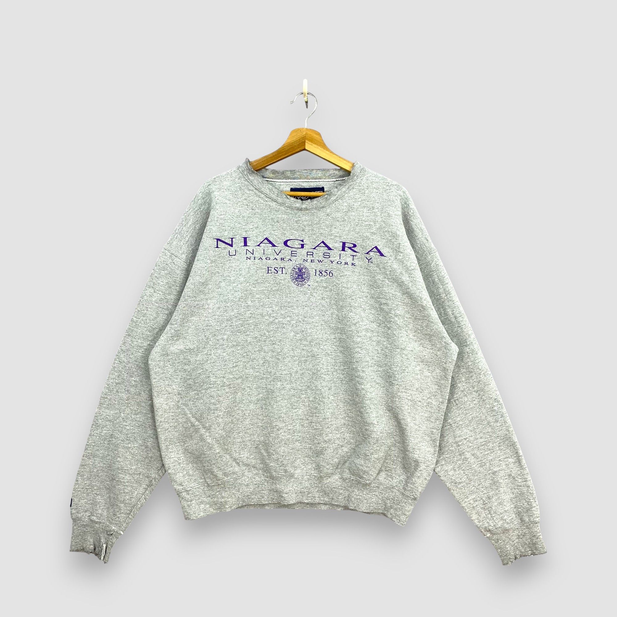 Jansport Vintage Y2K Distressed Jansport Sweater Niagara University Size US XL / EU 56 / 4 - 1 Thumbnail