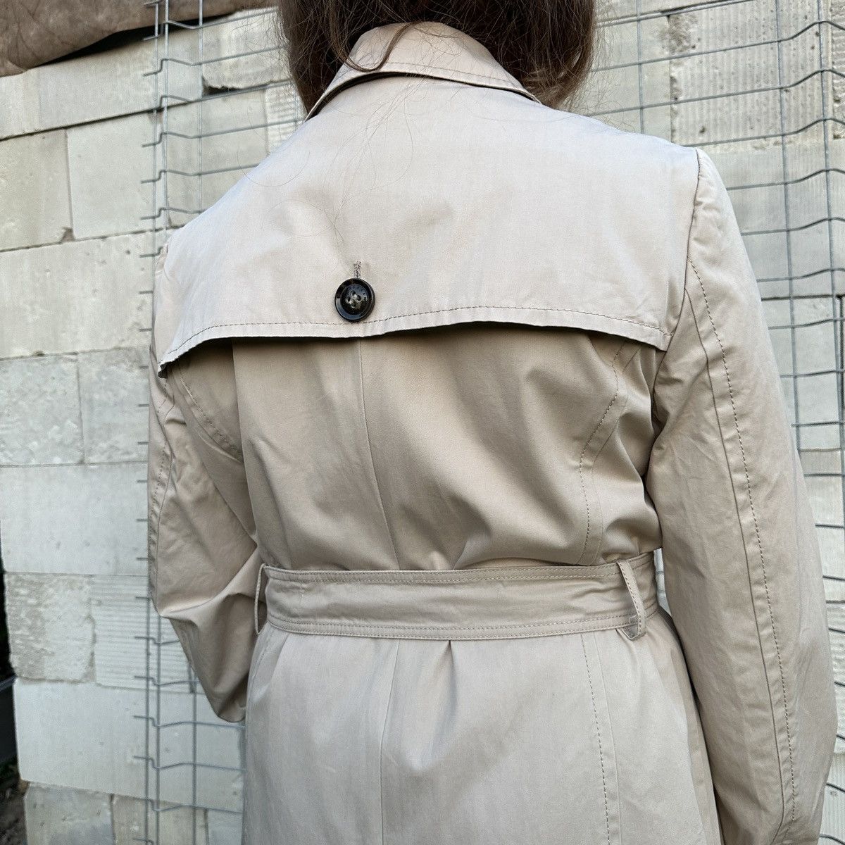 Weekend Max Mara Weekend Max Mara Coat Trench Beige Size L / US 10 / IT 46 - 12 Thumbnail
