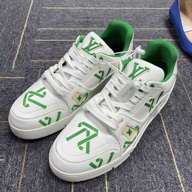 Louis Vuitton Louis Vuitton Casual White and Green Sneakers 0089 Size US 8 / EU 41 - 1 Thumbnail