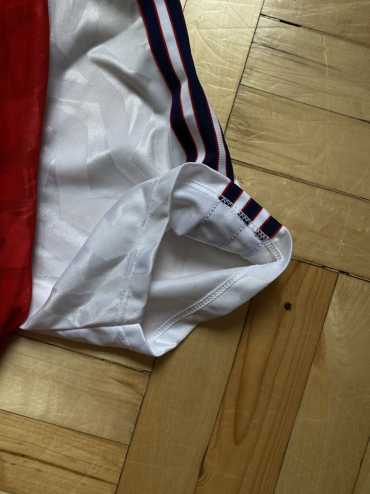 Adidas × Vintage Vintage Arsenal 1990/1992 Home Jersey Size US M / EU 48-50 / 2 - 11 Thumbnail