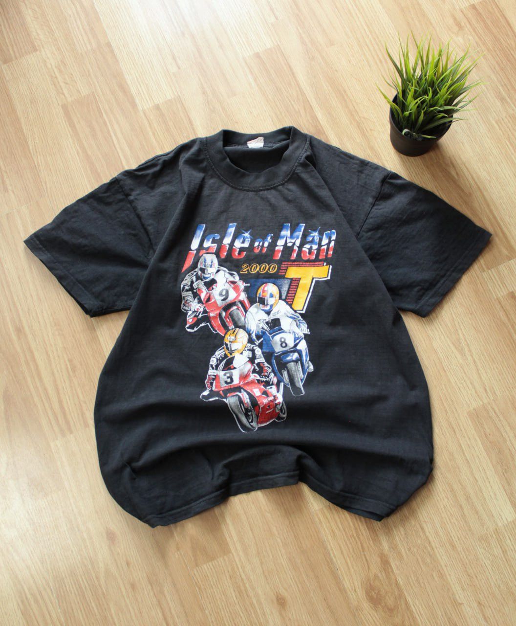 Vintage 🔥 Isle of Man 2000 Vintage Racing Motorcycle T Shirt Size US M / EU 48-50 / 2 - 1 Thumbnail