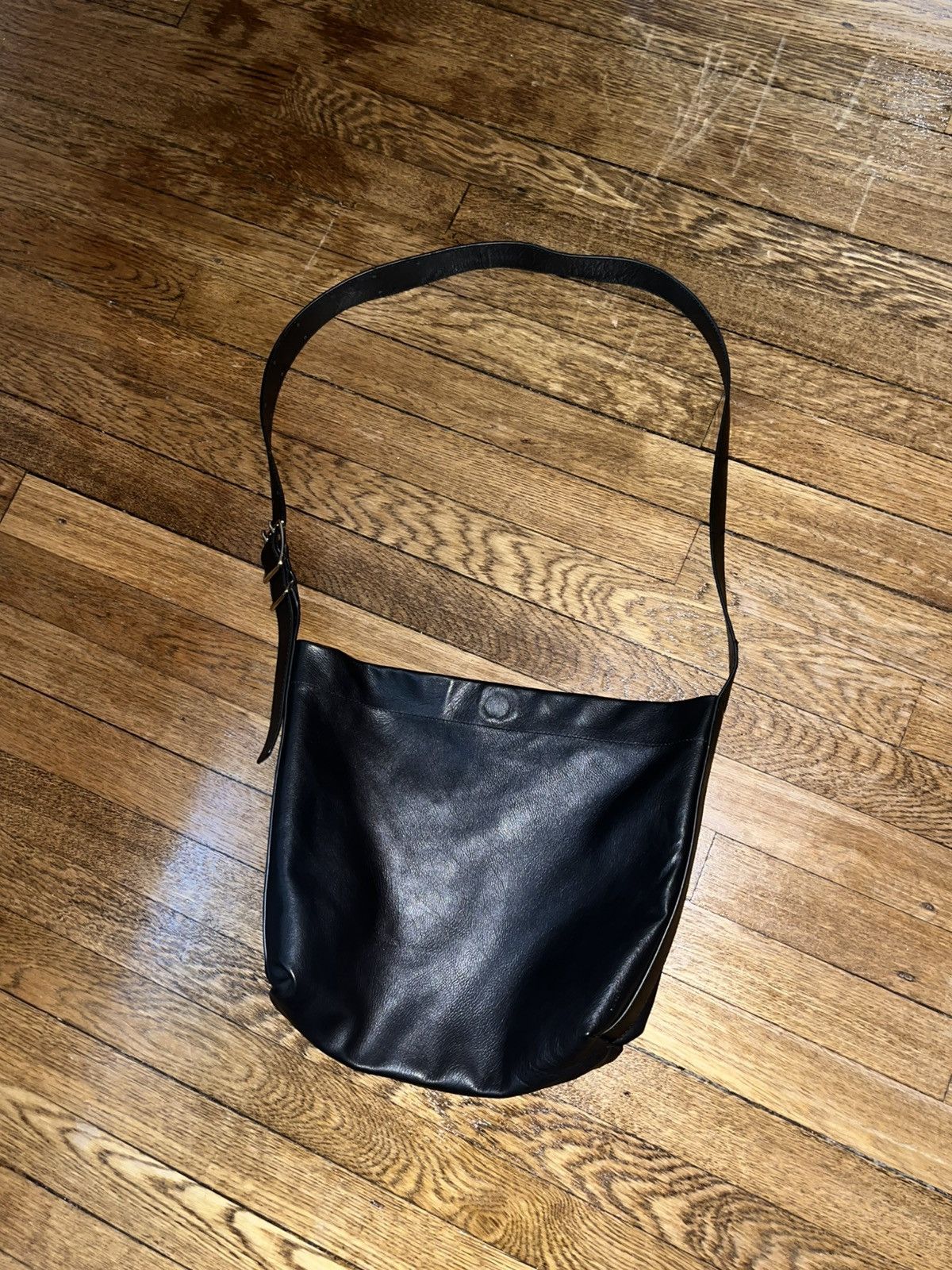 バッグ Vujade 009 THEO LEATHER AFFIX BAG VUJA DE(ブジャデ) THEO LEATHER AFFIX BAGショルダーバッグ009