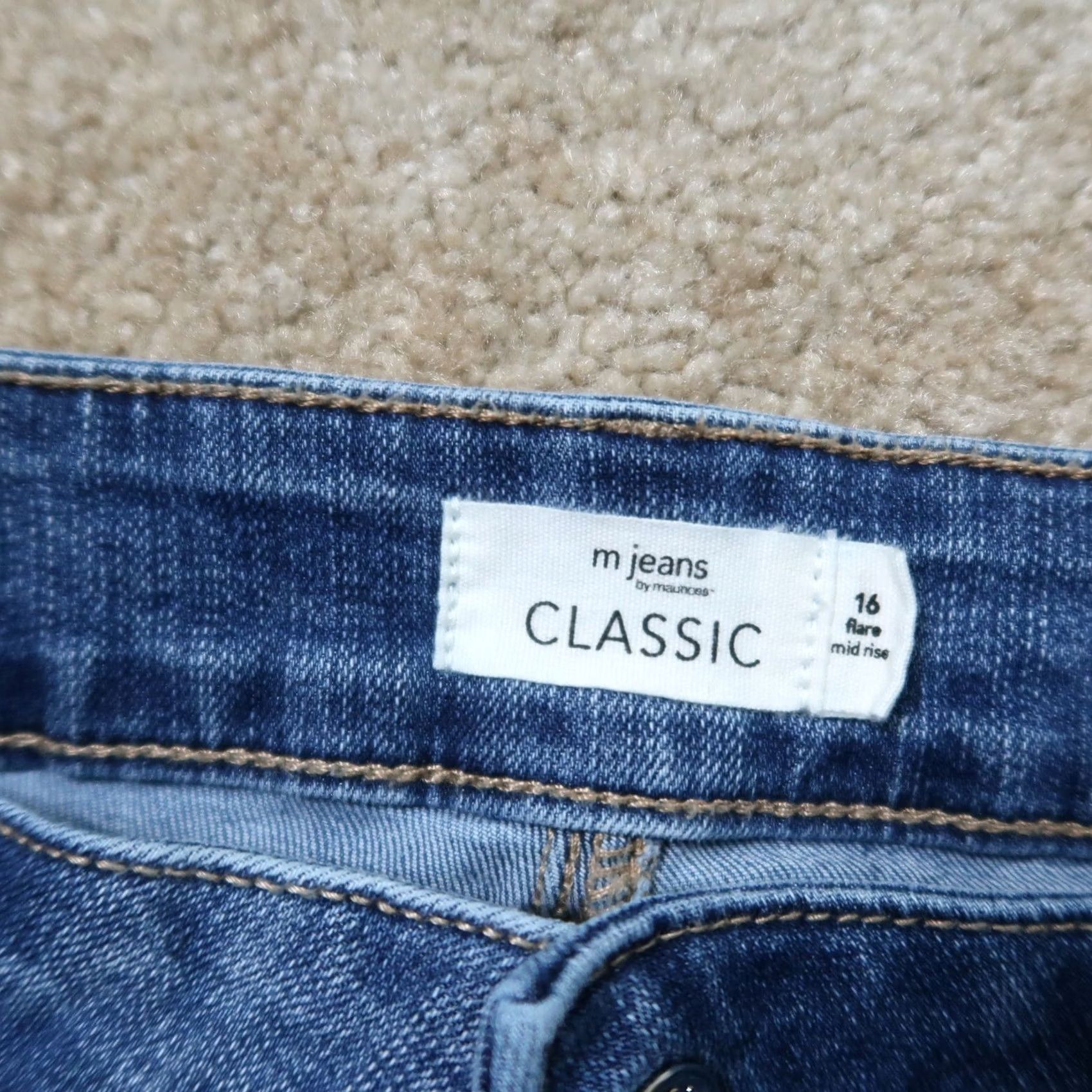 Vintage Maurices Jeans Classic Mid Rise Flare Leg Denim Blue 16 Women Adults 29in 5-Pocket Stretch Size 38" / US 16 / IT 52 - 3 Thumbnail