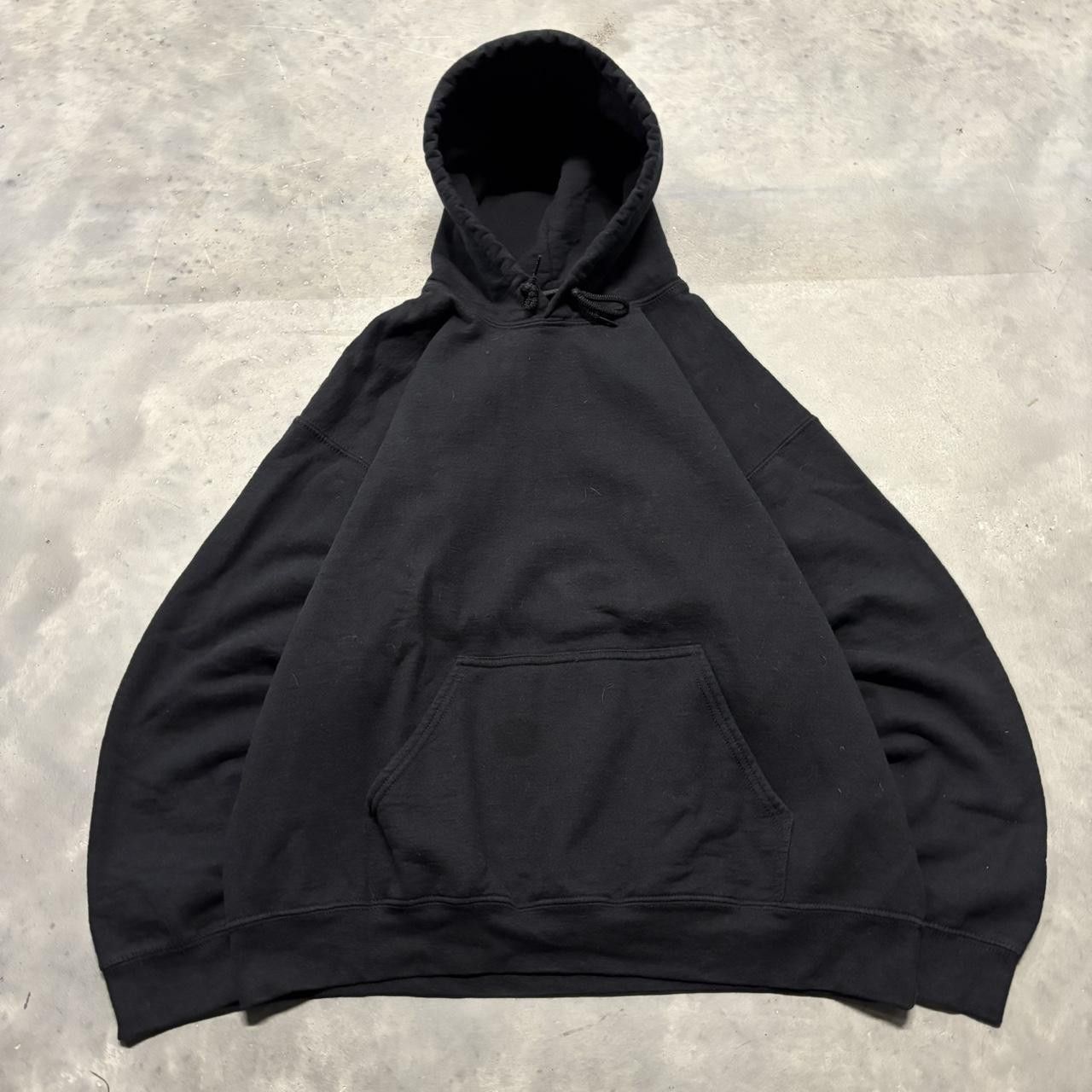 Russell Athletic × Vintage Crazy Vintage Y2K/2000s Black Blank Russell Style Essential Hoodie! Size US L / EU 52-54 / 3 - 1 Thumbnail