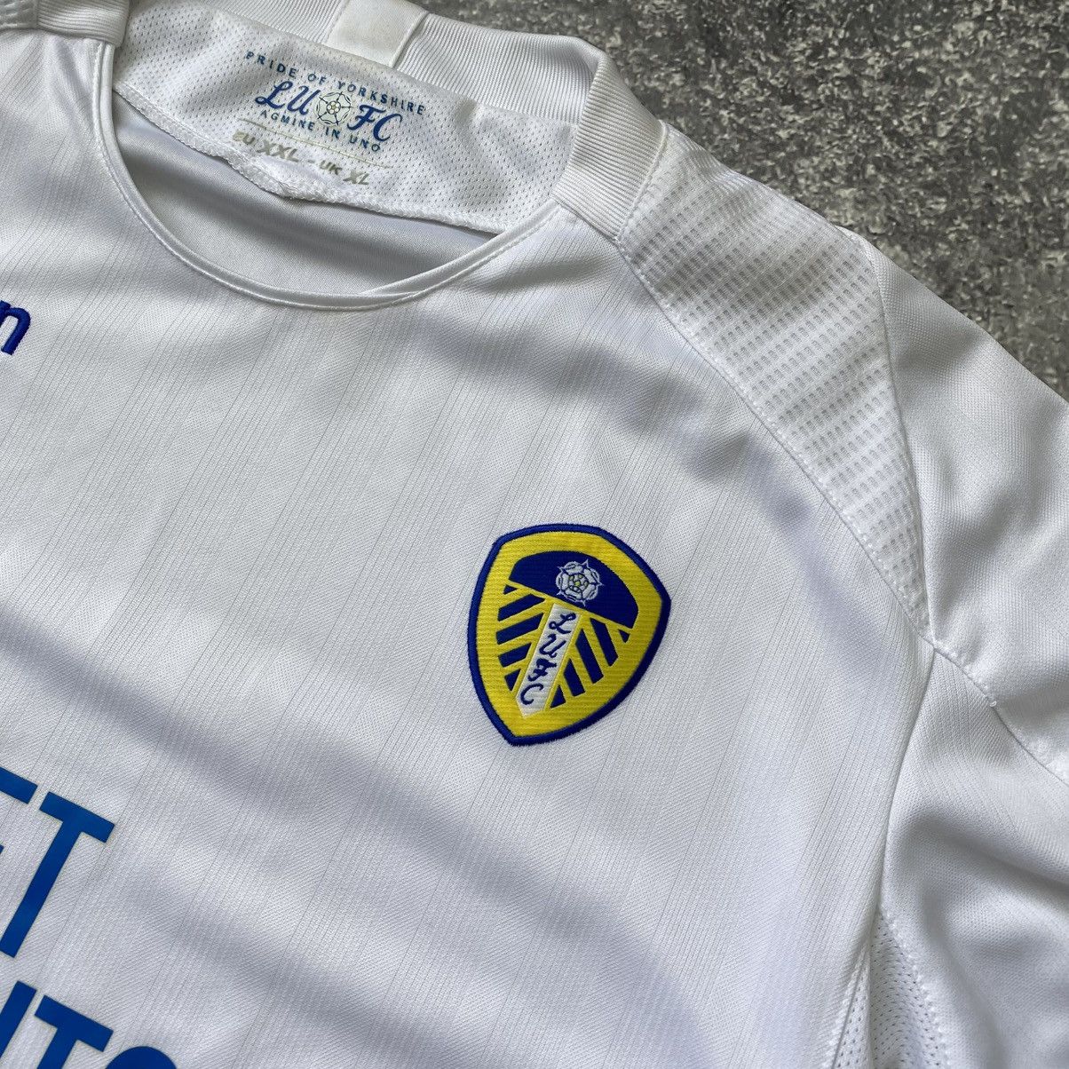 Vintage Vintage Macron Leeds United 00’s big logo soccer jersey Size US XXL / EU 58 / 5 - 3 Thumbnail