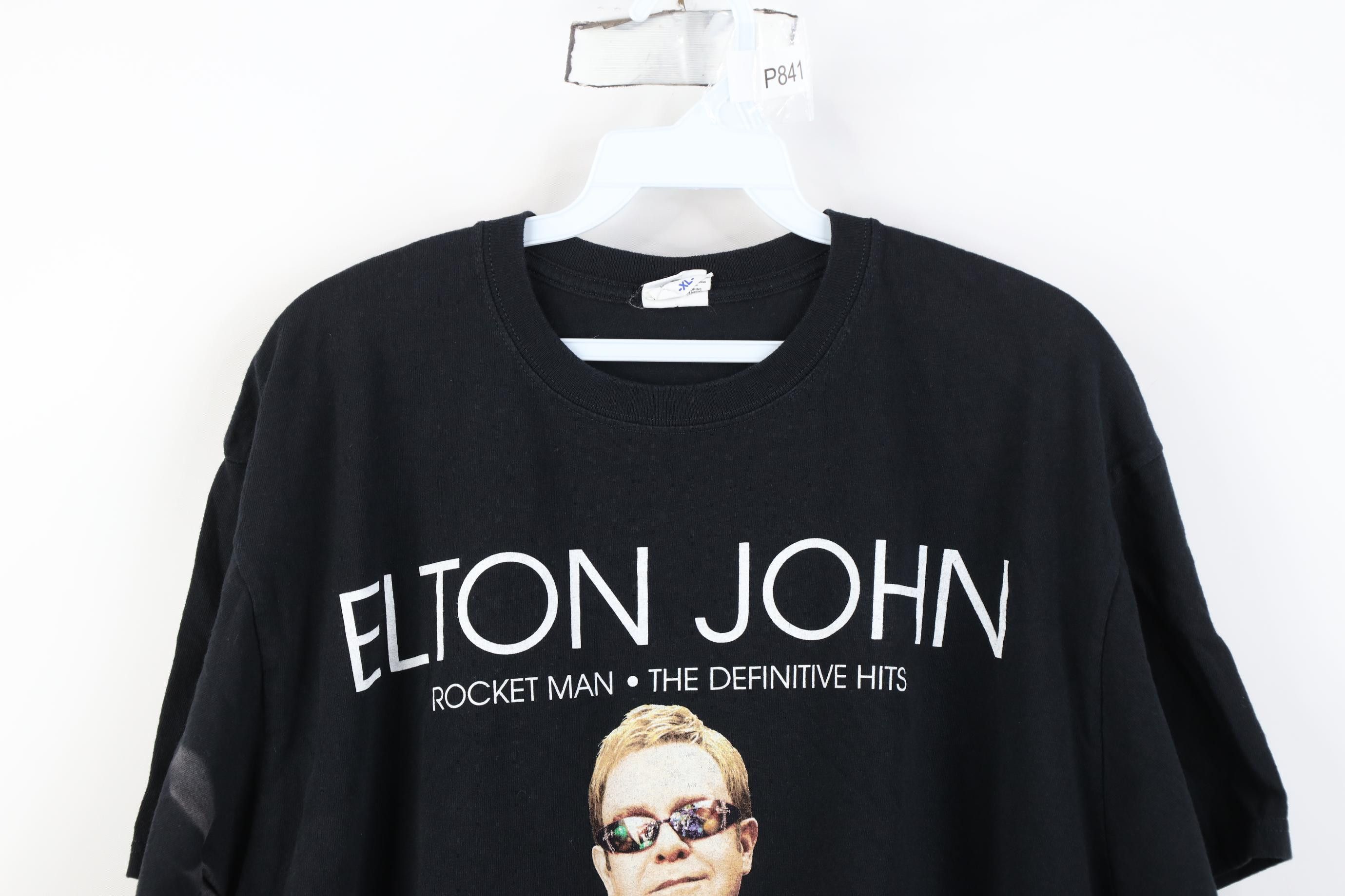 Vintage Y2K 2010 Tour Rocket Man Elton John Band T-Shirt Cotton Size US XL / EU 56 / 4 - 2 Thumbnail