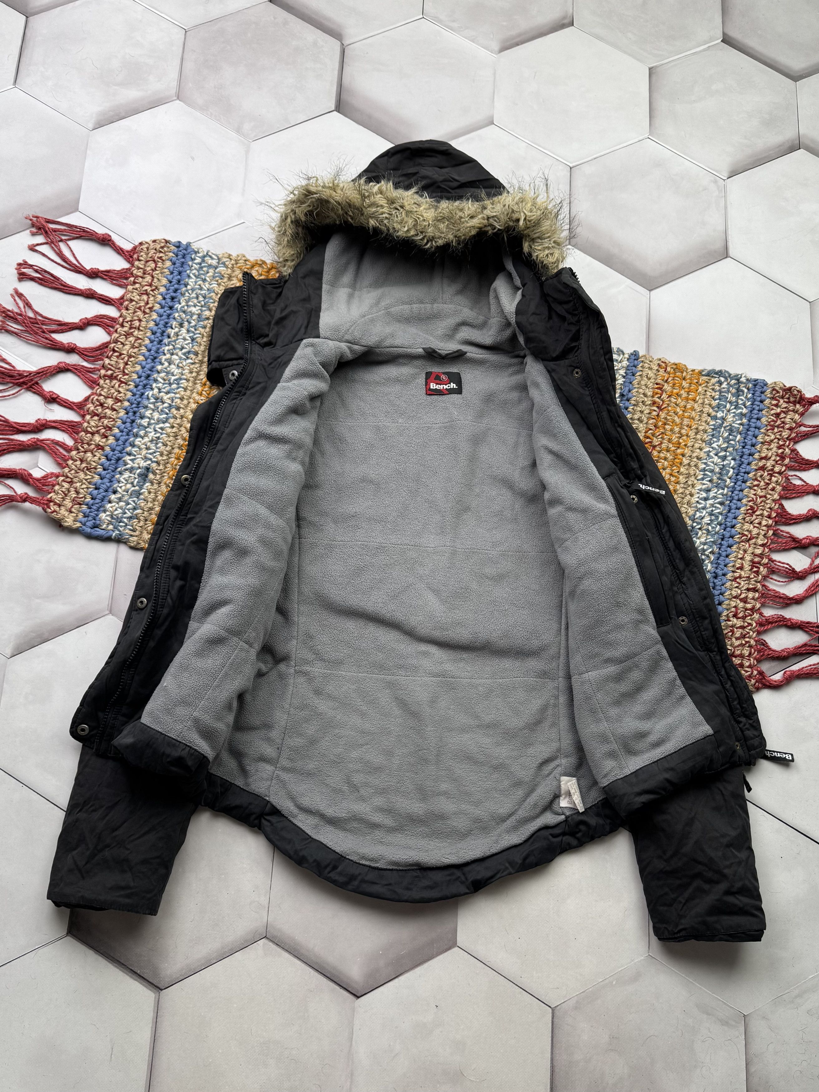 Japanese Brand Vintage Cropped Jacket With Faux Fur Hood (E4) Size S / US 4 / IT 40 - 5 Thumbnail
