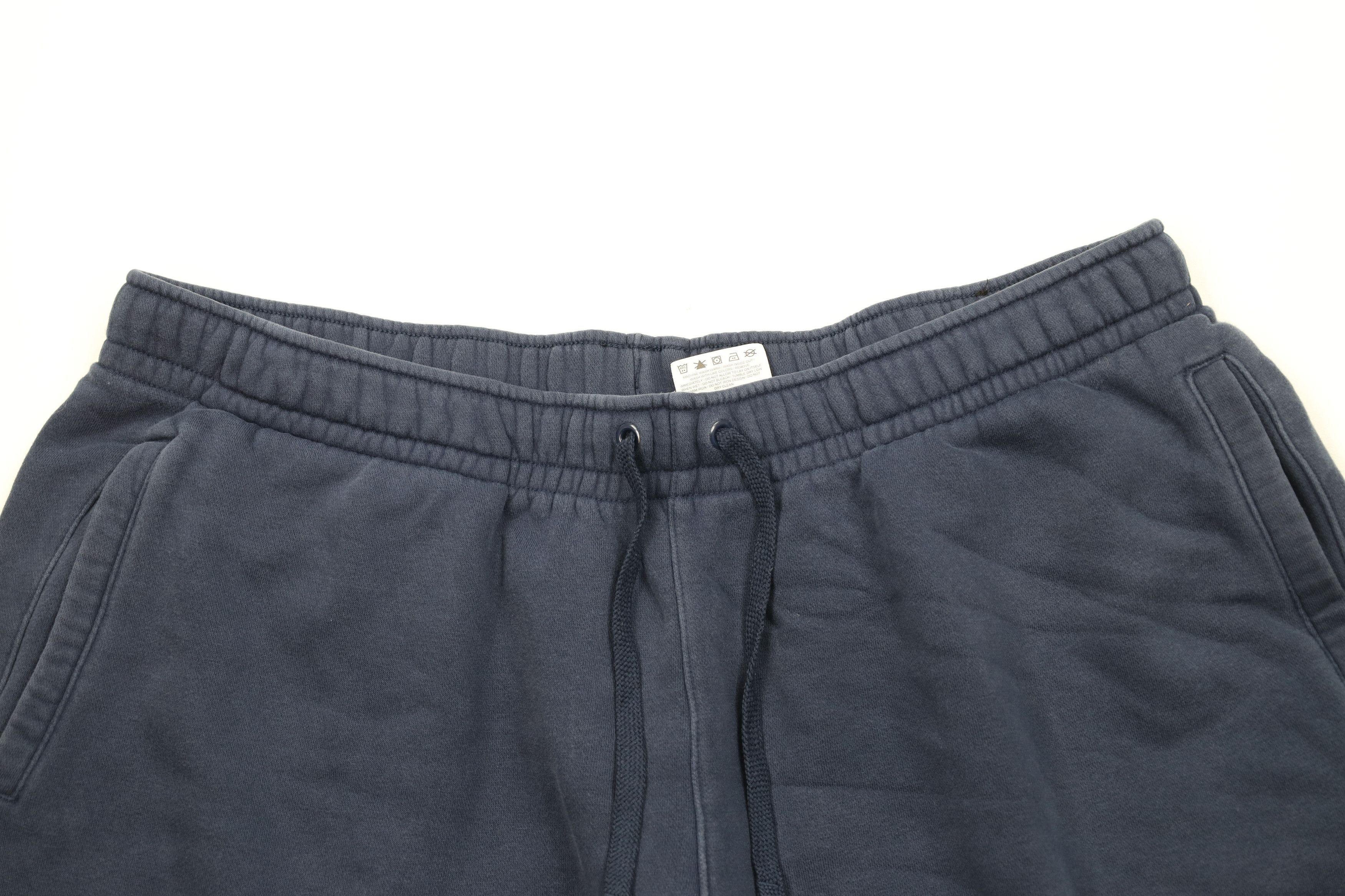Nike Vintage Y2K Nike Travis Scott Big Swoosh Sweatpants Shorts Size US 38 / EU 54 - 2 Thumbnail