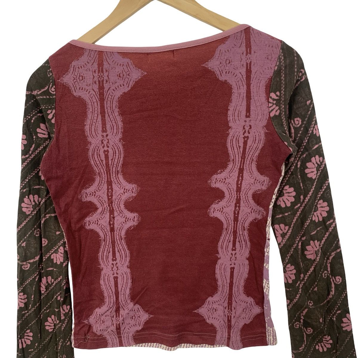 Zara ZARA BASIC South Asia Cultural Motif Long Sleeve Tee Shirt Size M / US 6-8 / IT 42-44 - 8 Thumbnail