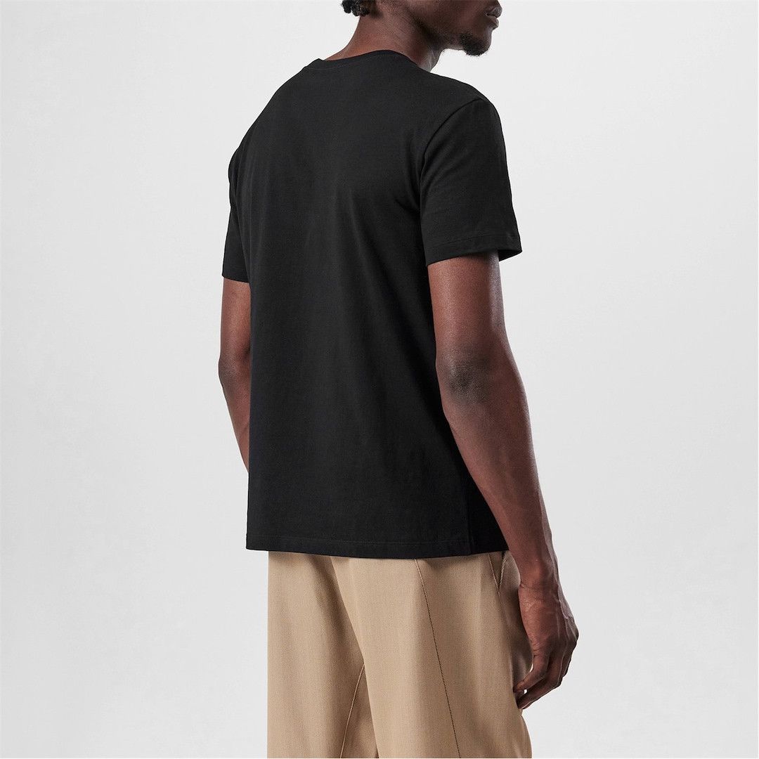 Valentino o1g2r1mq0526 Vlogo Patch T-Shirt in Black Size US S / EU 44-46 / 1 - 3 Thumbnail