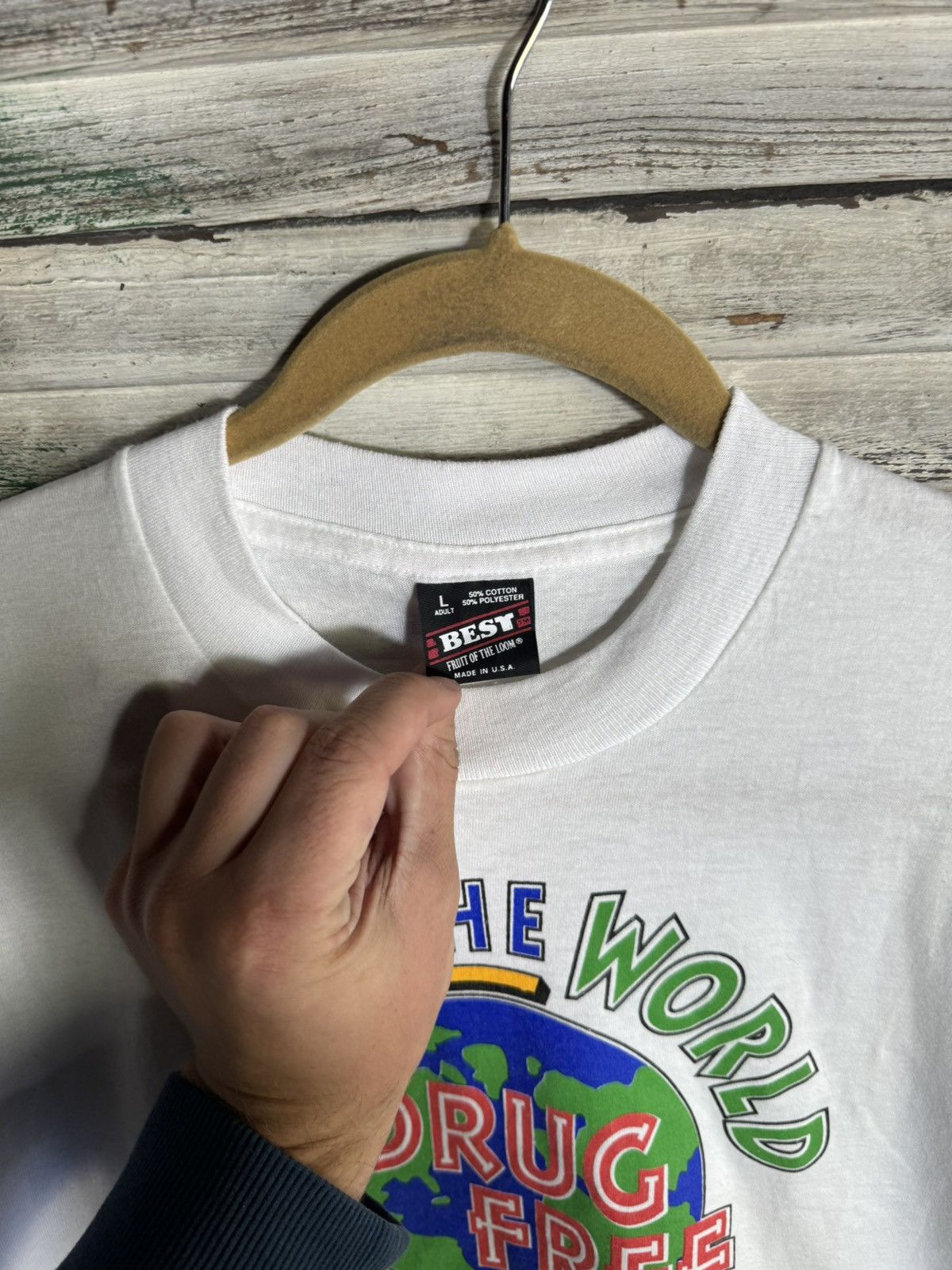 Vintage Vintage I Want The World Drug Free Shirt Size US L / EU 52-54 / 3 - 5 Thumbnail