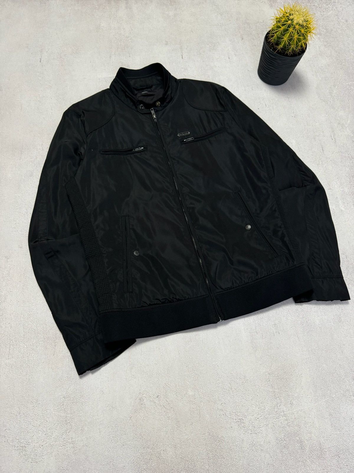 Diesel × Japanese Brand Vintage Diesel Jacket Windbreaker Black Avant-Garde Y2K 90s Size US L / EU 52-54 / 3 - 2 Thumbnail