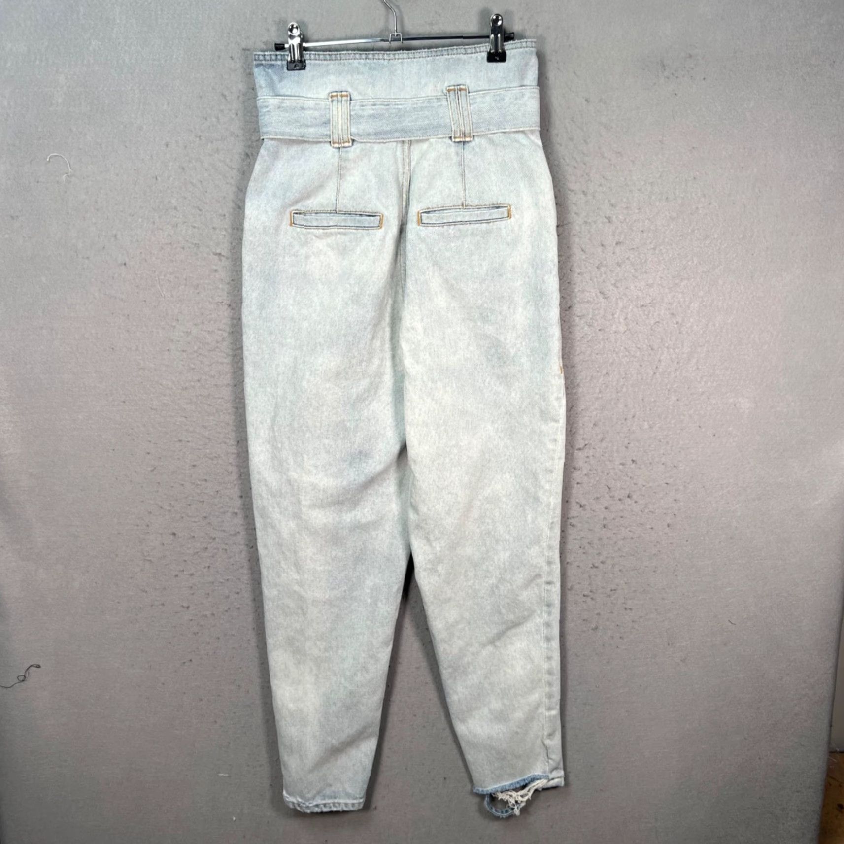 Iro IRO High-Waisted Light Wash Denim Paperbag Jeans Belt Womens Size 36 Size 25" / US 0 / IT 36 - 2 Thumbnail