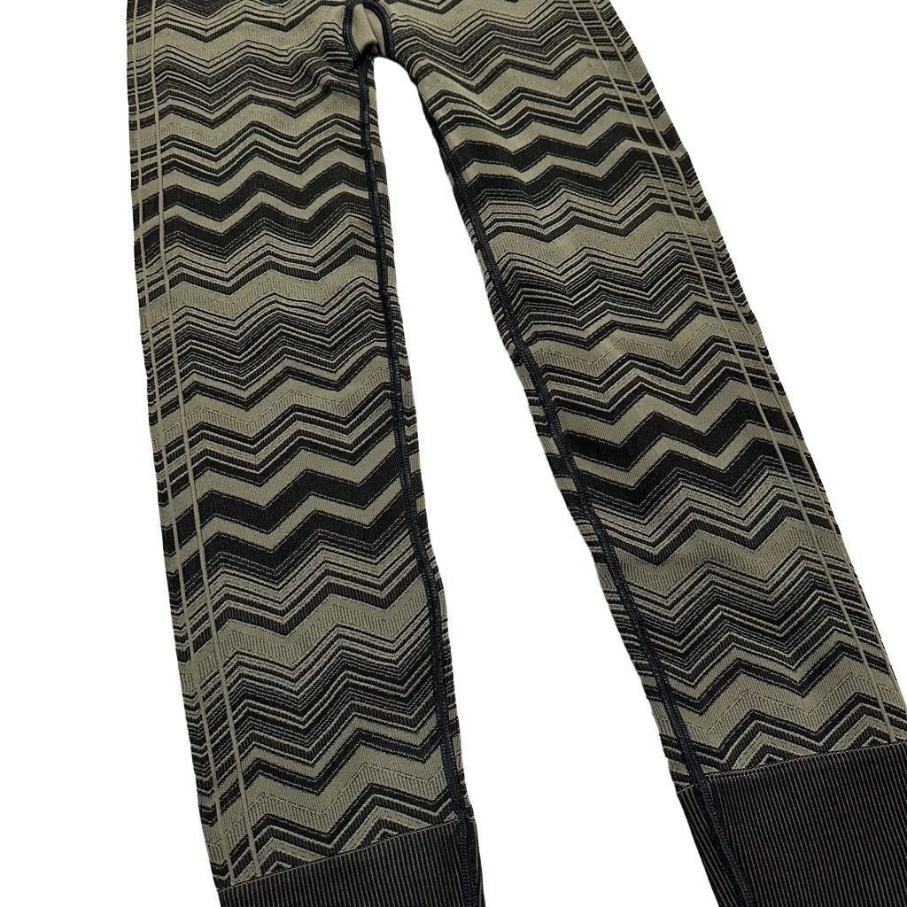 Lululemon Lululemon Ebb to Street Pant Size 27" / US 4 / IT 40 - 2 Thumbnail