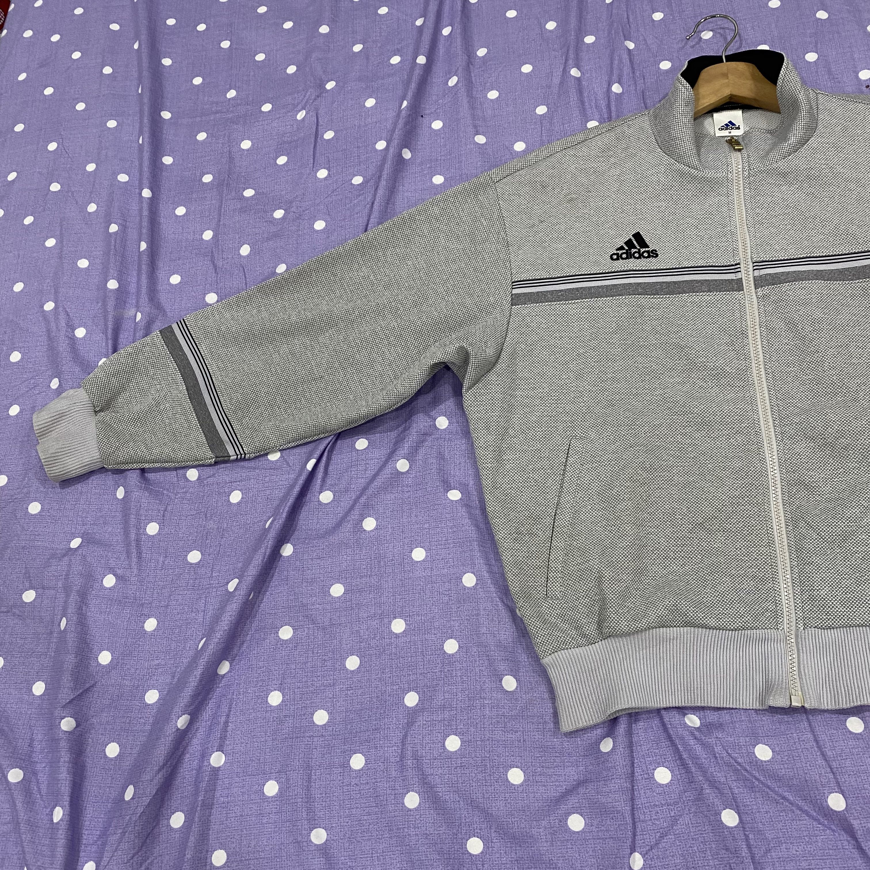 Adidas Vintage adidas retro track jacket size m Size US M / EU 48-50 / 2 - 3 Thumbnail