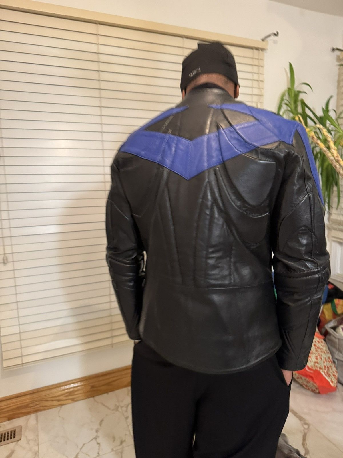 Genuine Leather Vintage Night-wing Batman Black Leather Motorcycle Jacket Size US L / EU 52-54 / 3 - 20 Thumbnail